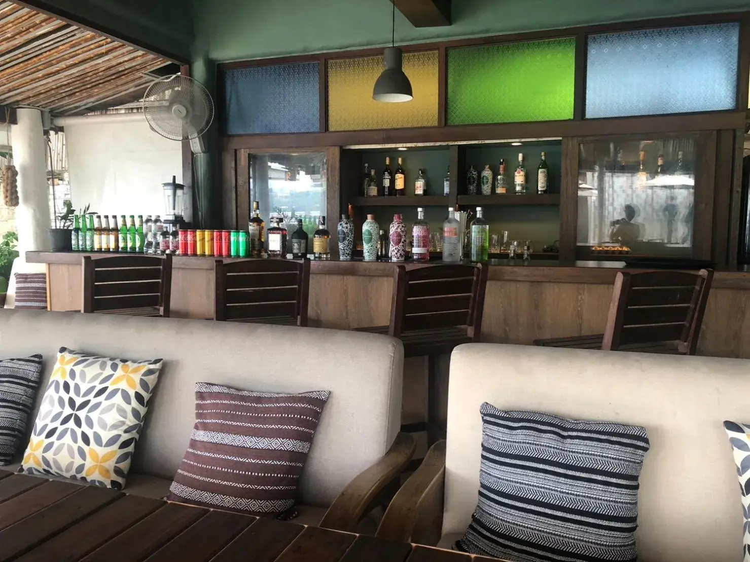 Lounge or bar in Punnpreeda Beach Resort - SHA Plus Certified