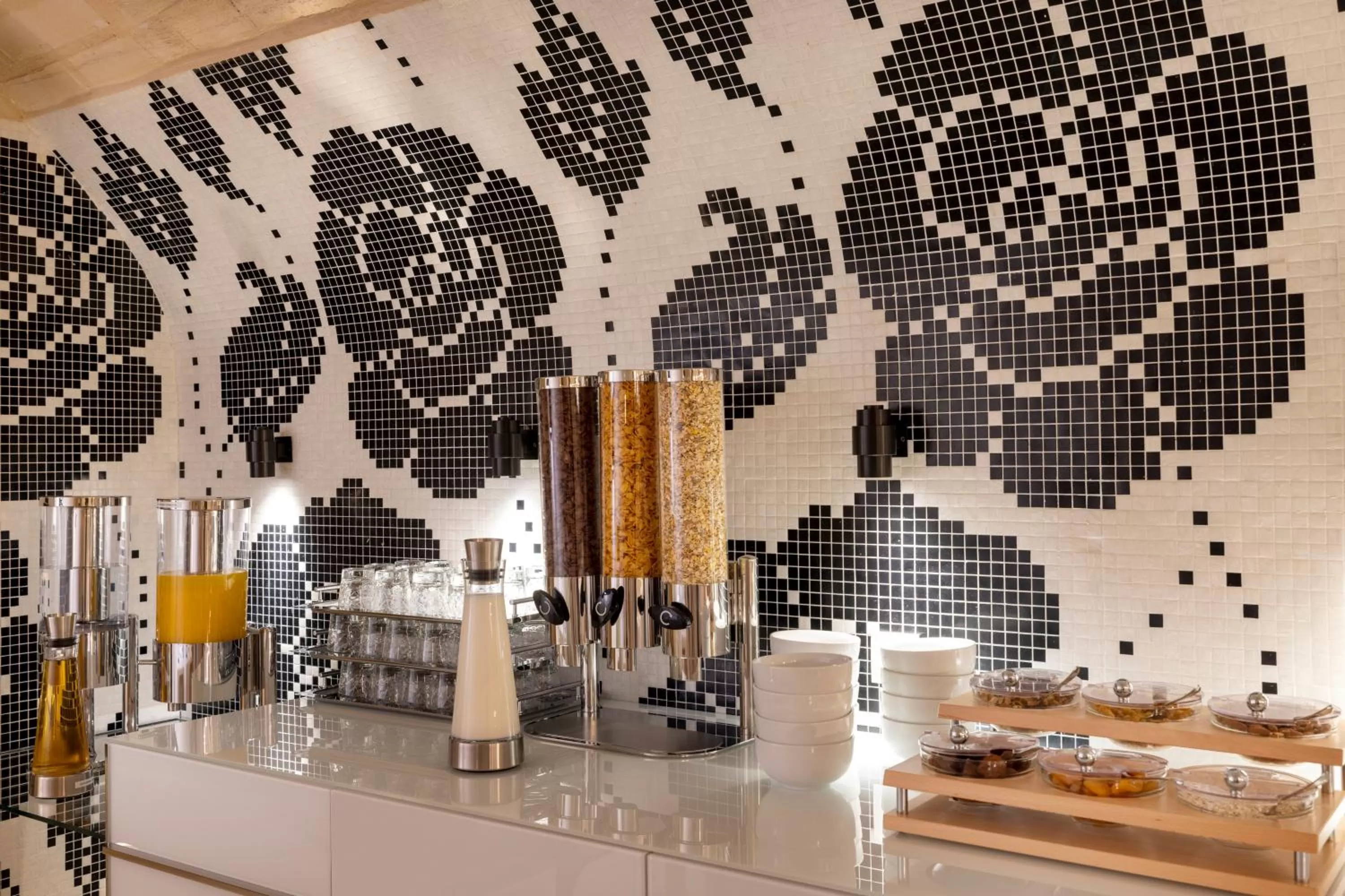 Breakfast in Hotel Duminy-Vendome