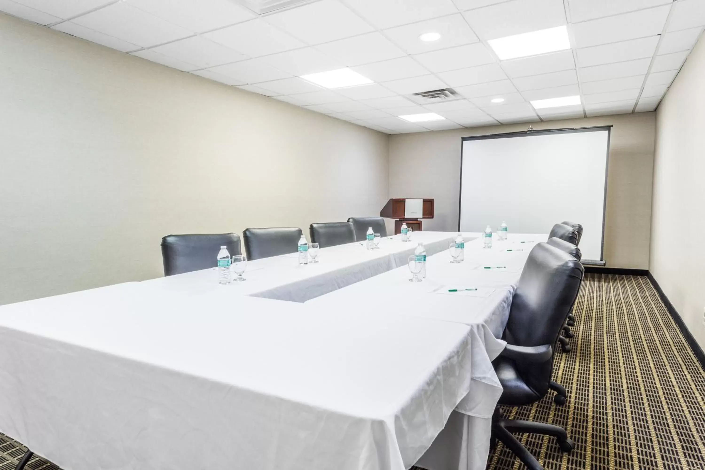 Meeting/conference room in Wyndham Garden Manassas