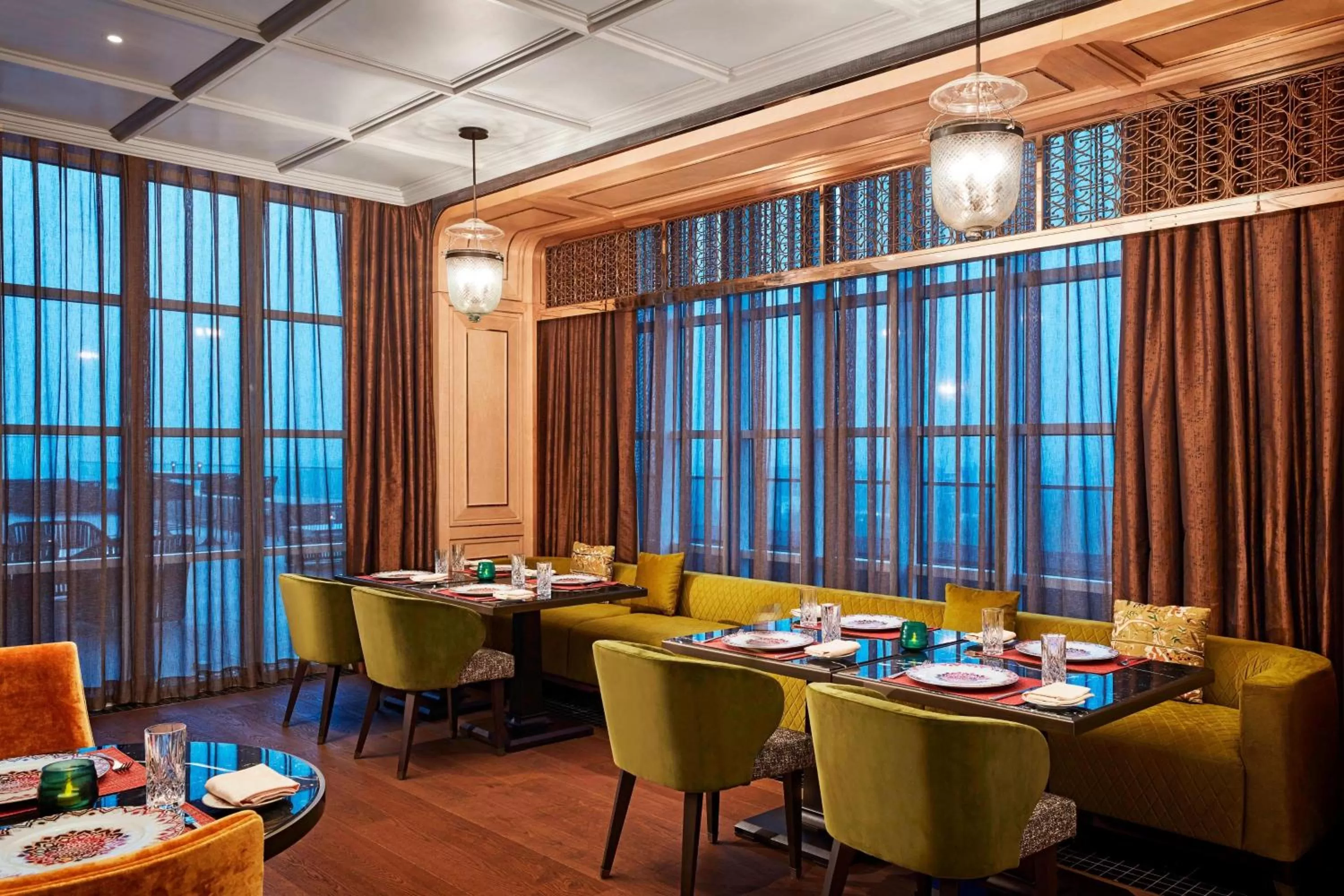 Restaurant/places to eat in The Ritz-Carlton, Pune