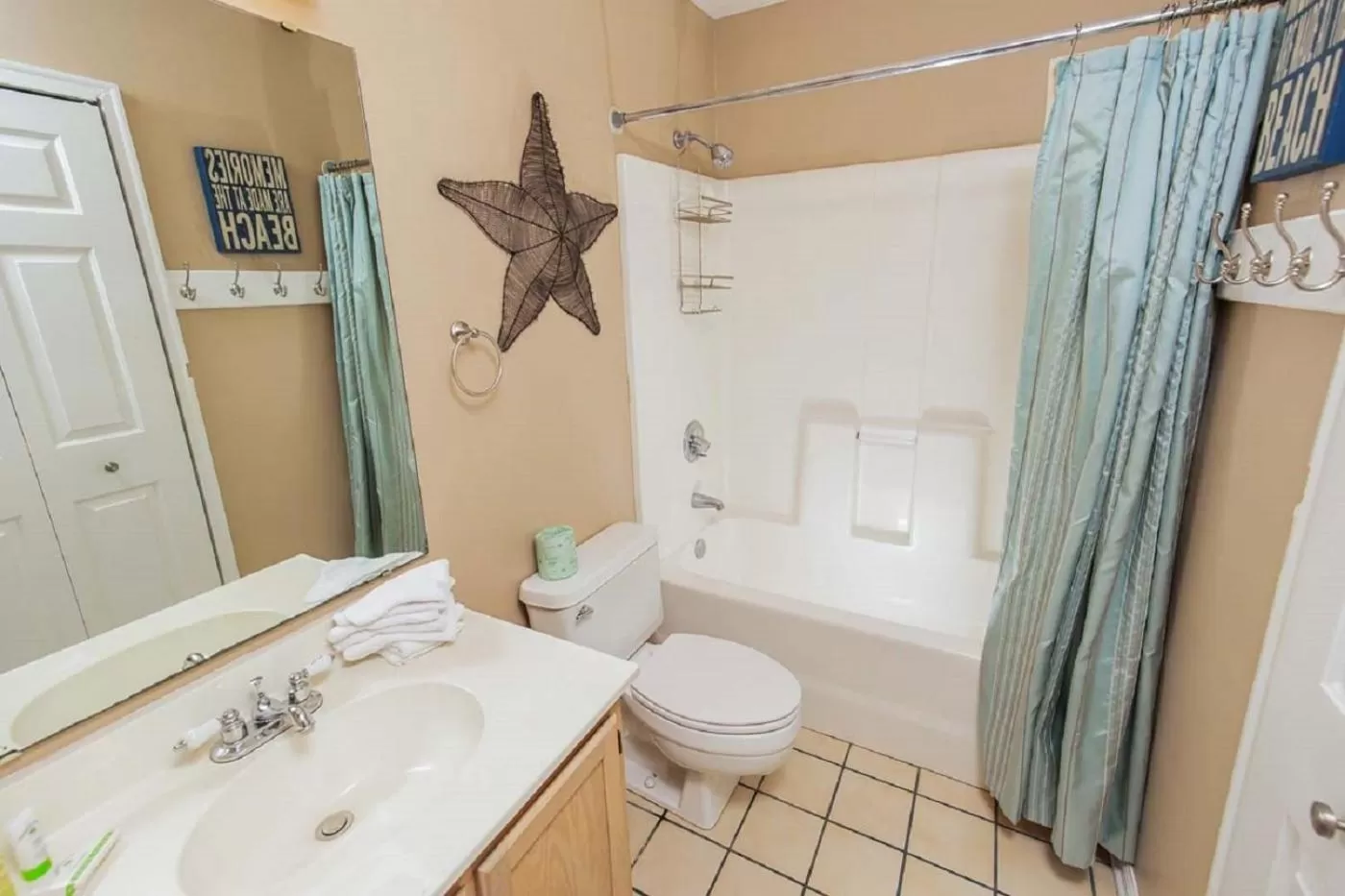 Bathroom in River Oaks Golf Resort