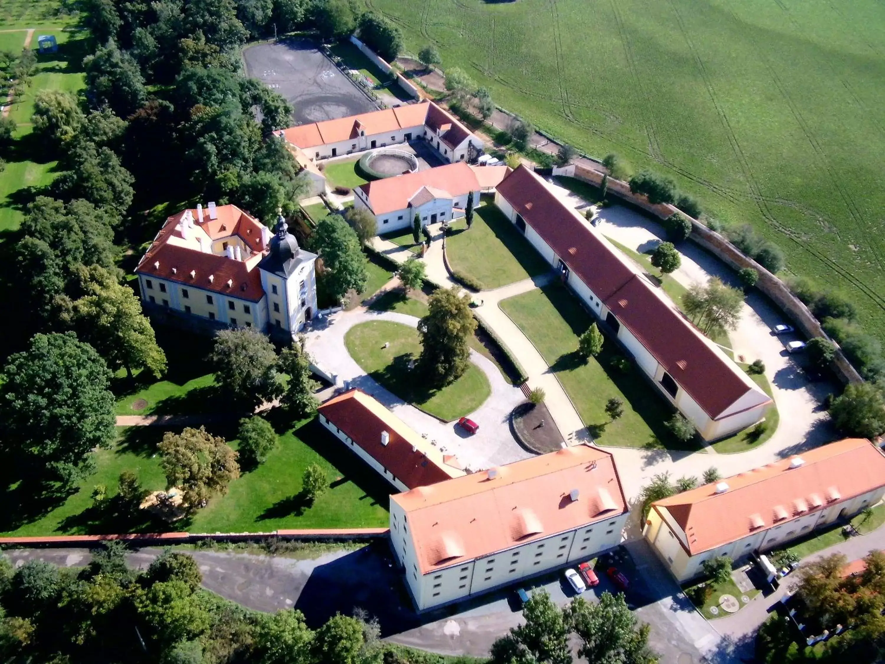 Bird's eye view, Bird's-eye View in Pytloun Chateau Hotel Ctěnice