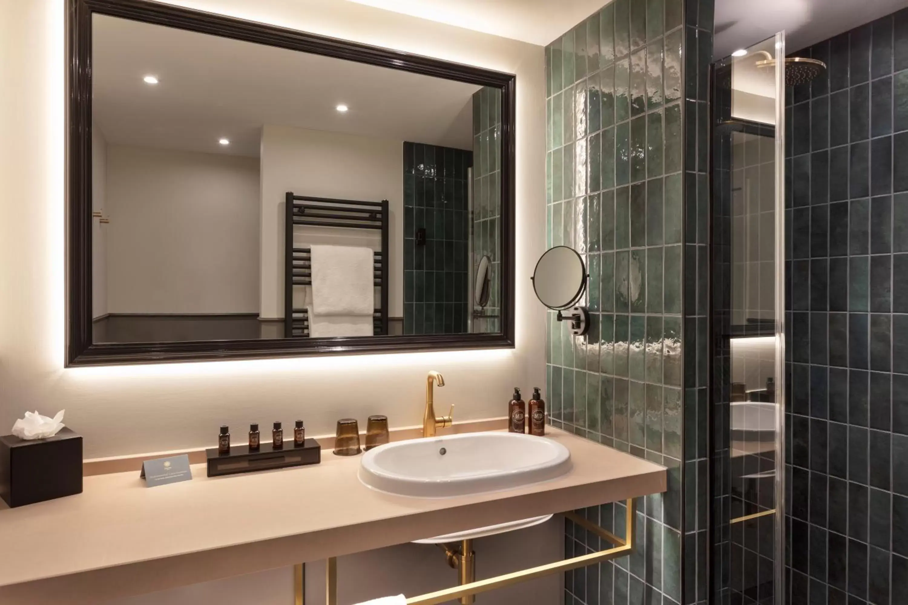 Bathroom in SCHLOSS Roxburghe, part of Destination by Hyatt