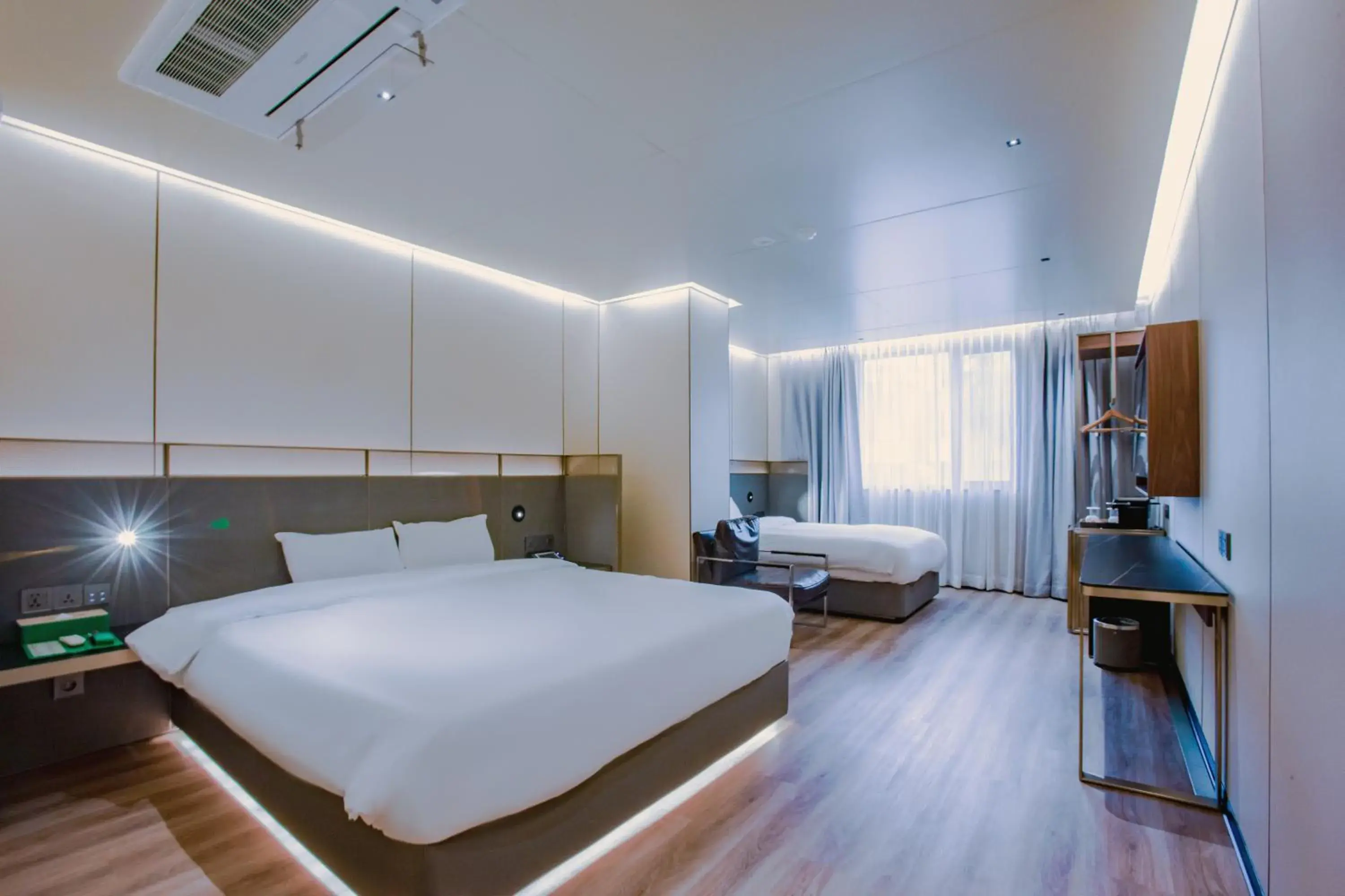 Photo of the whole room in Amber Hotel Jeju