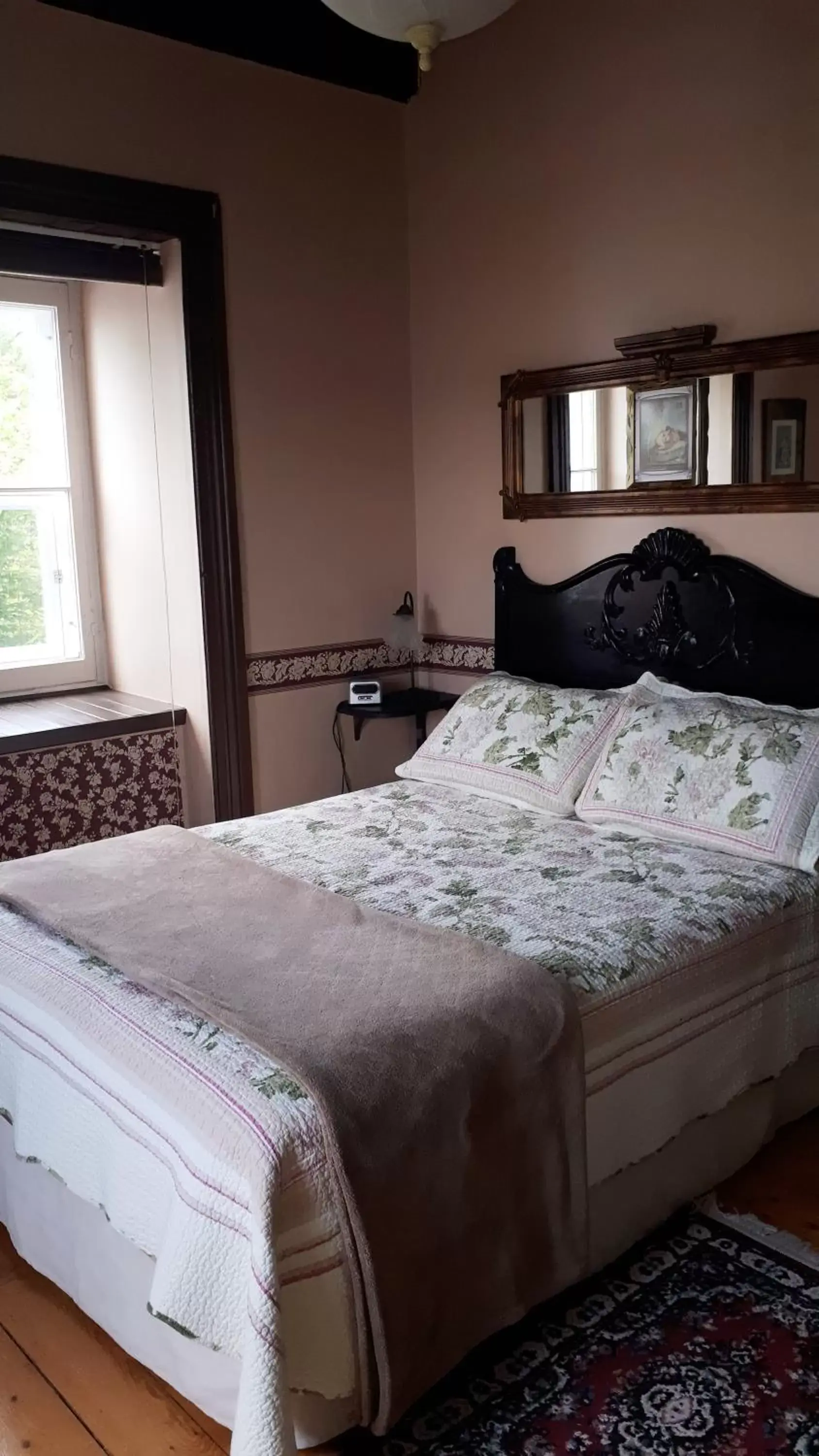 Double Room with Sea View in Auberge le Petit Séjour Double Room with Sea View in Auberge le Petit Séjour