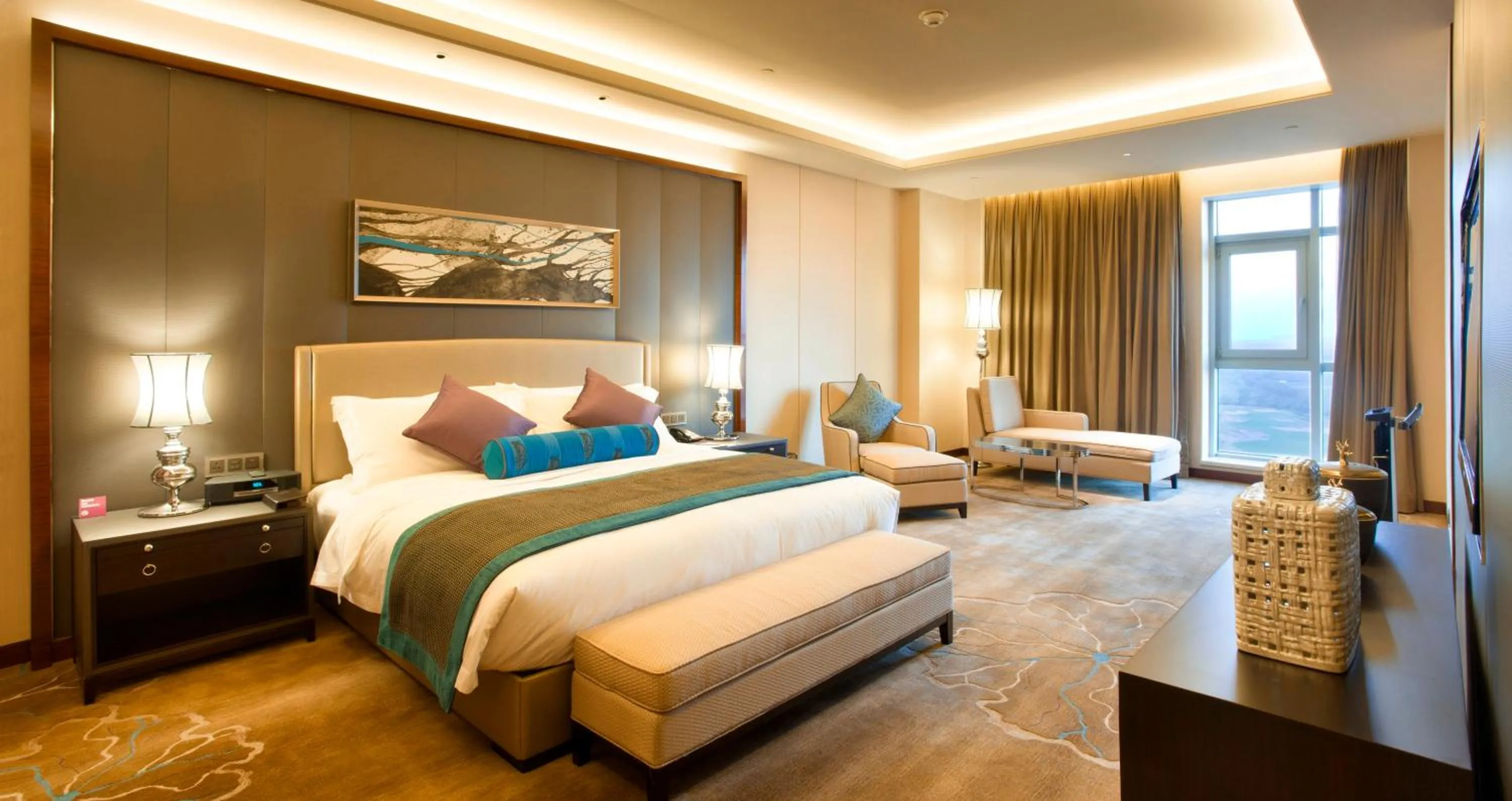 Photo of the whole room, Bed in Crowne Plaza Tianjin Jinnan by IHG