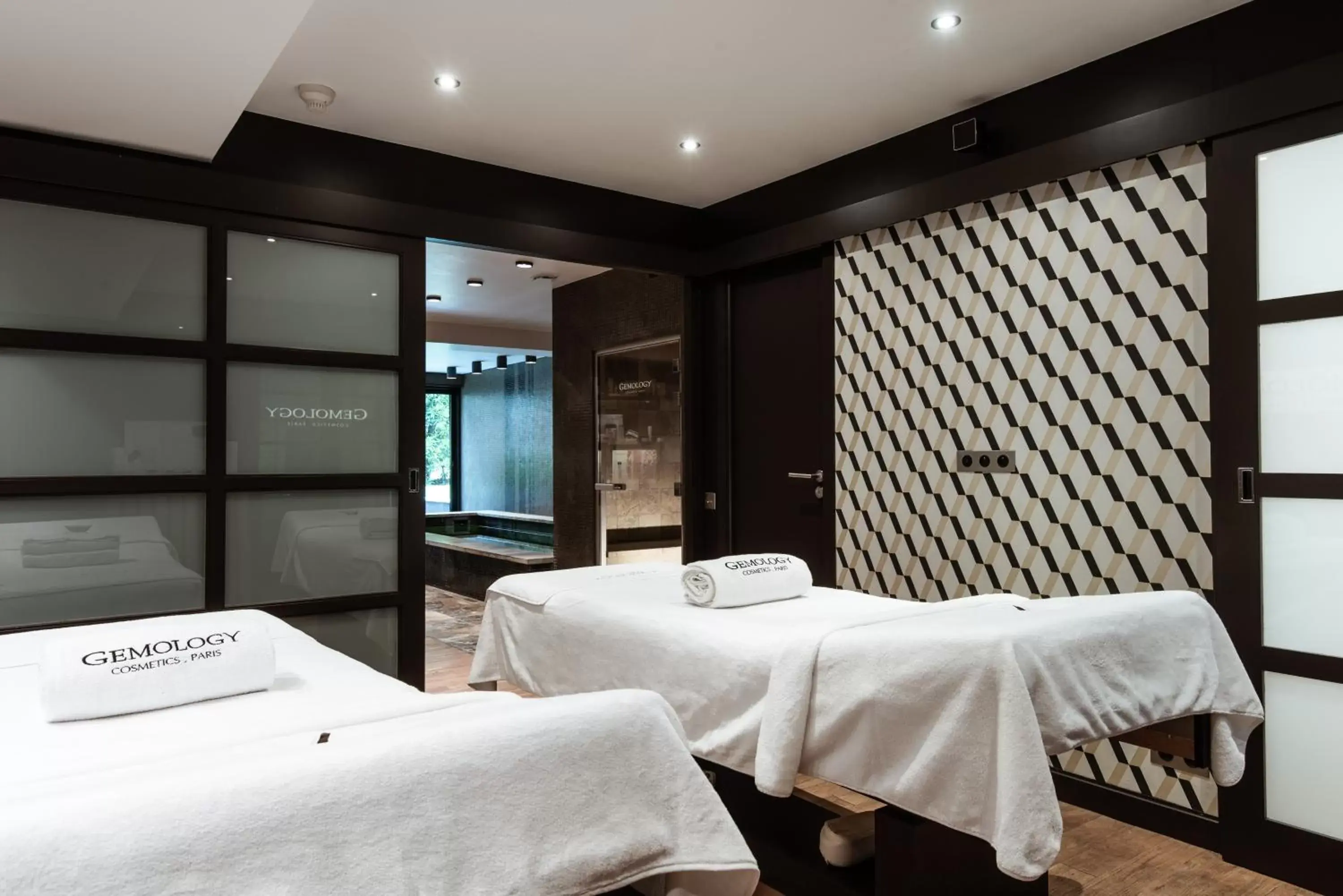 Massage, Spa/Wellness in Hôtel Montmorency & Spa