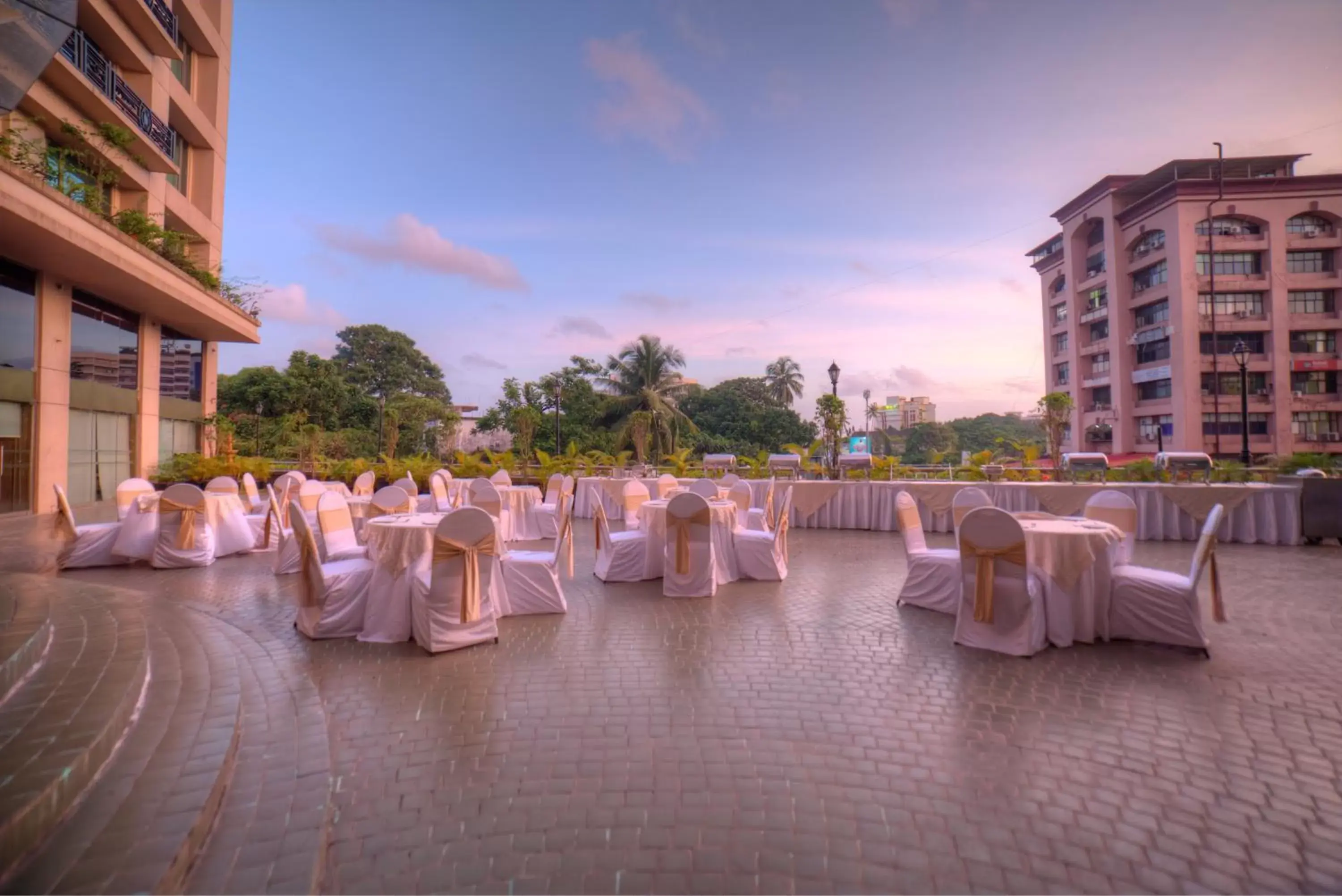 Banquet/Function facilities, Banquet Facilities in Goldfinch Hotel Mangalore