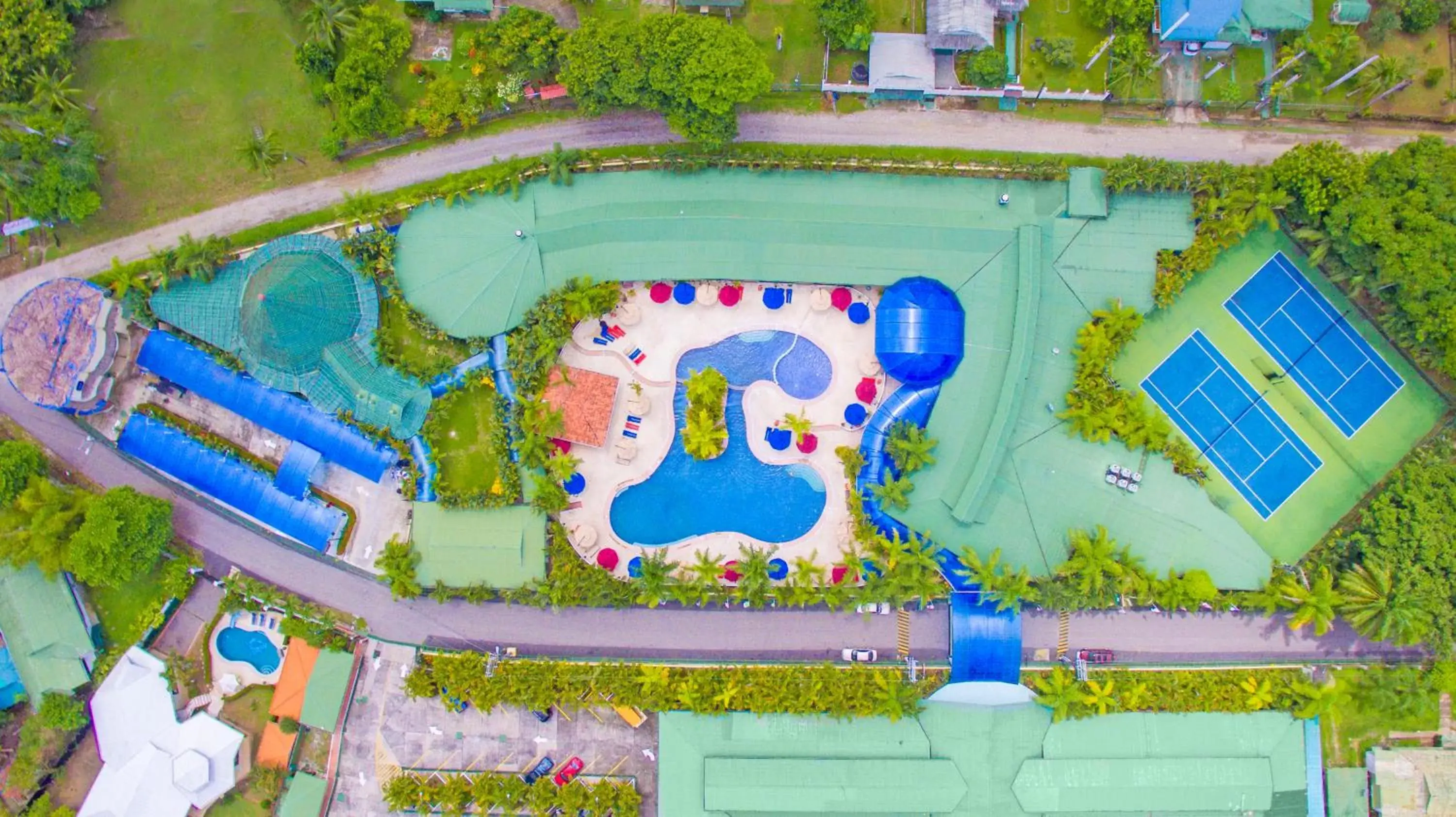 Property building, Bird's-eye View in Hotel Casa Roland Golfito Resort