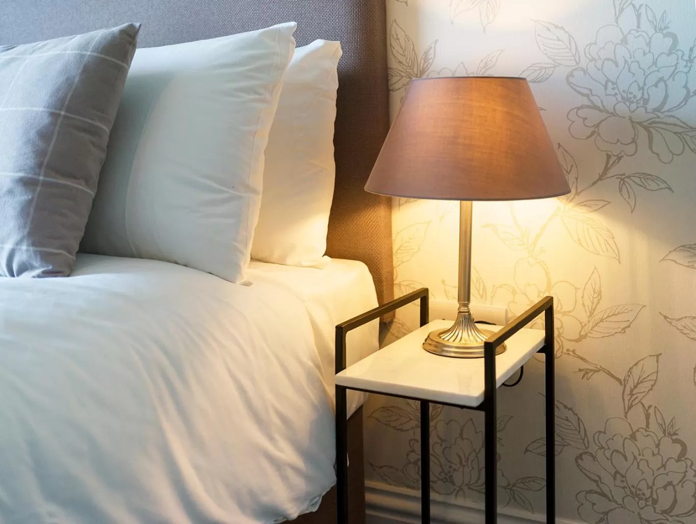 Bed in The Frampton Arms