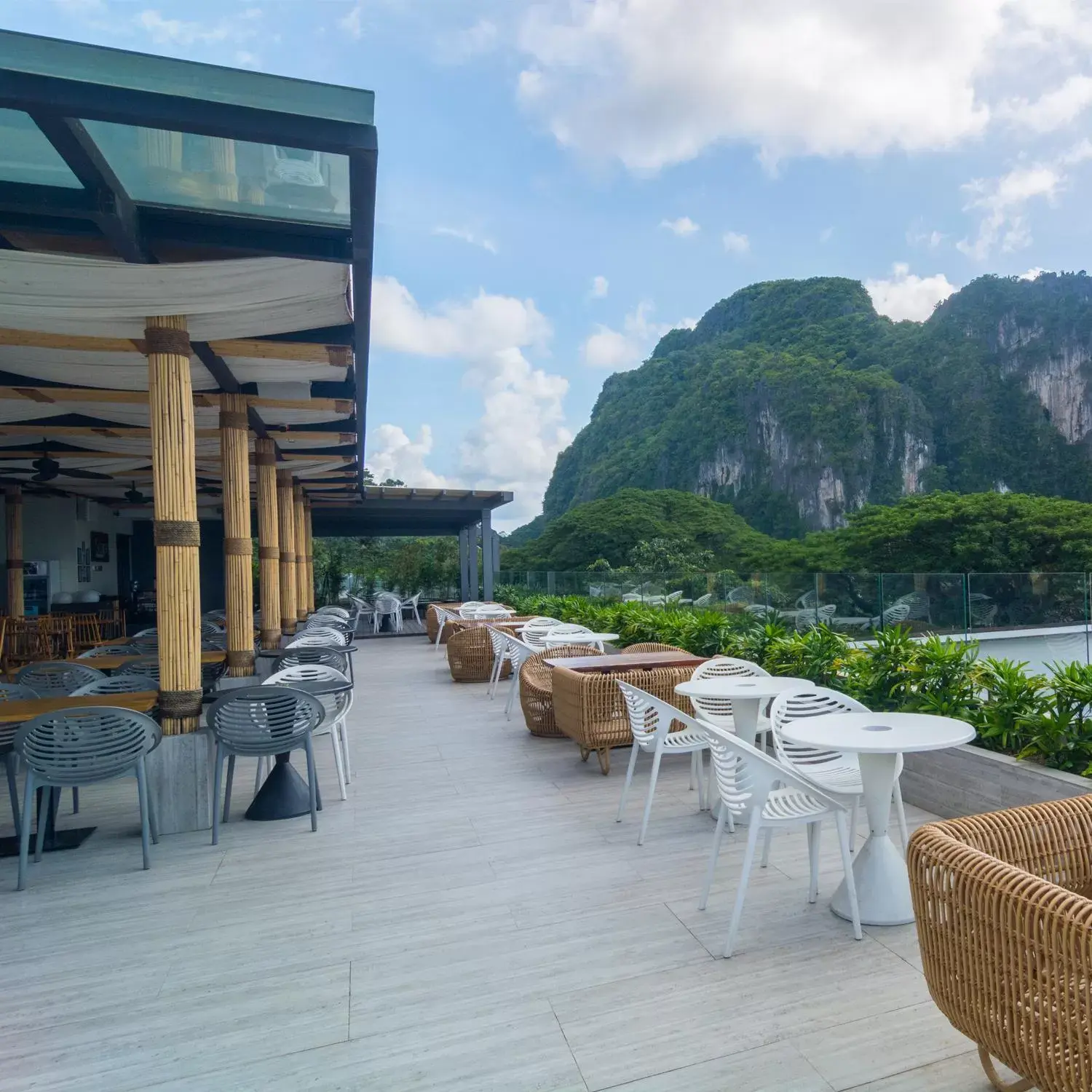 Restaurant/places to eat in Cuna Hotel Restaurant/places to eat in Cuna Hotel