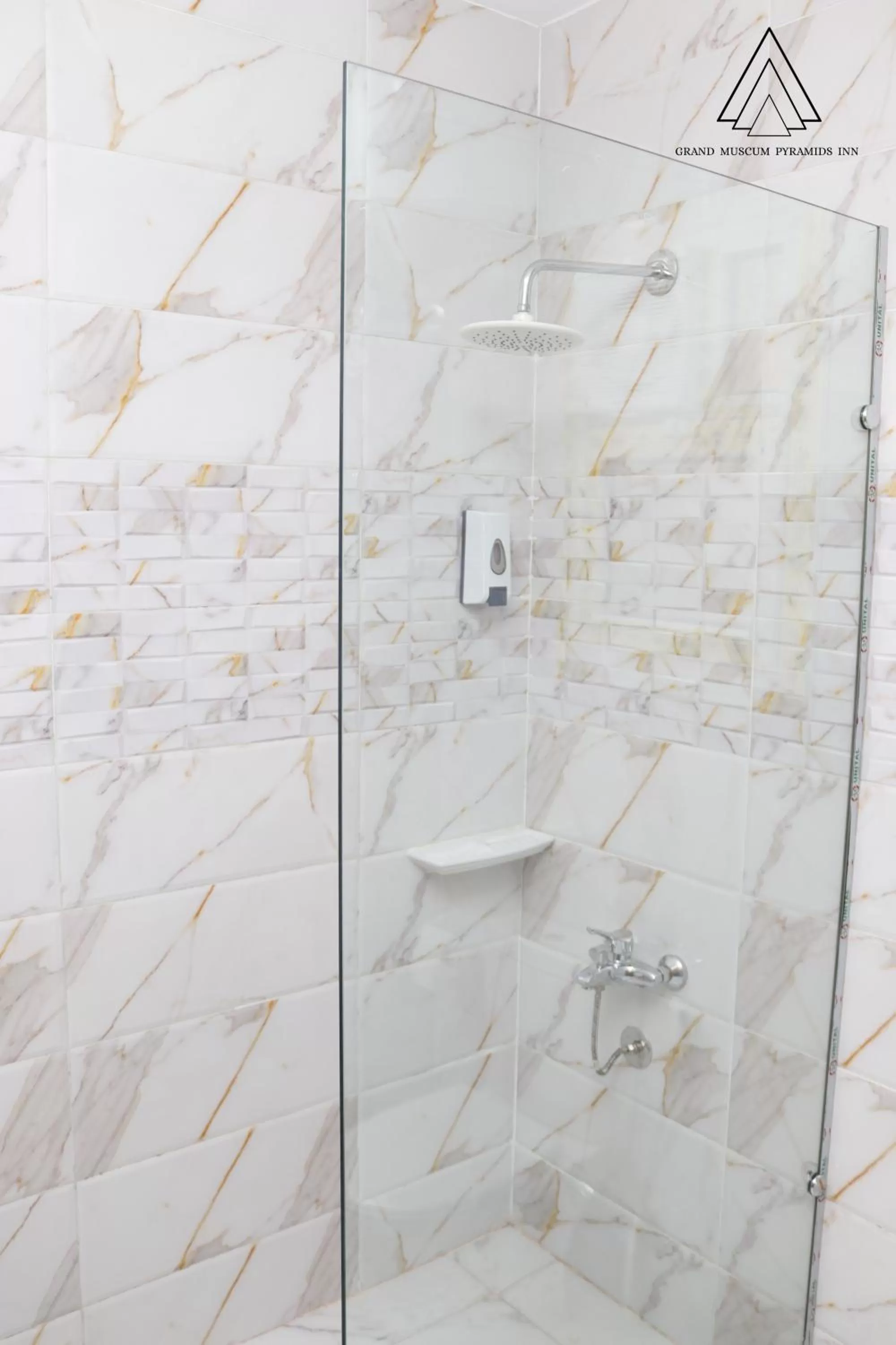 Shower in Grand Museum Pyramids Inn