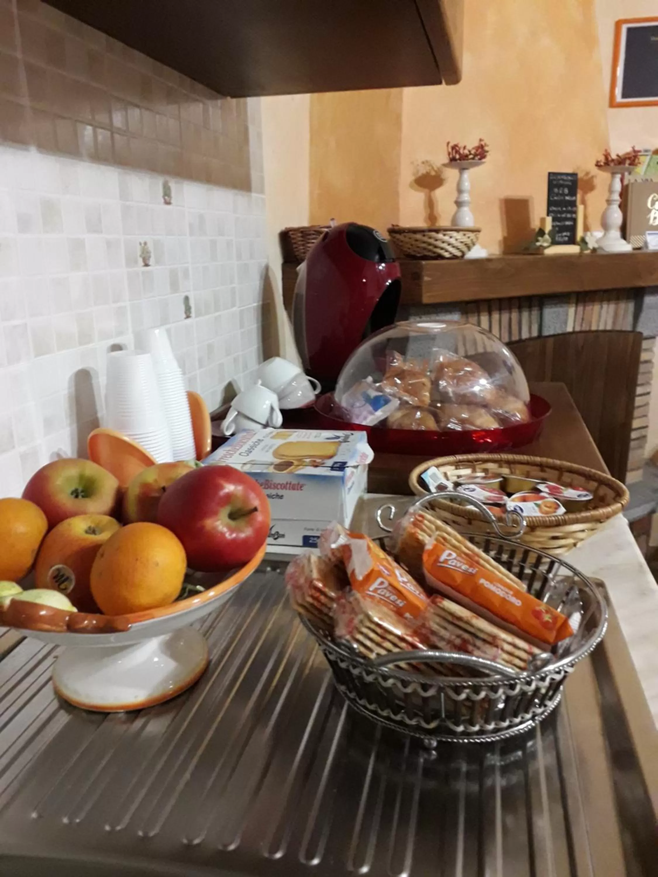 Buffet breakfast in Civita Nova