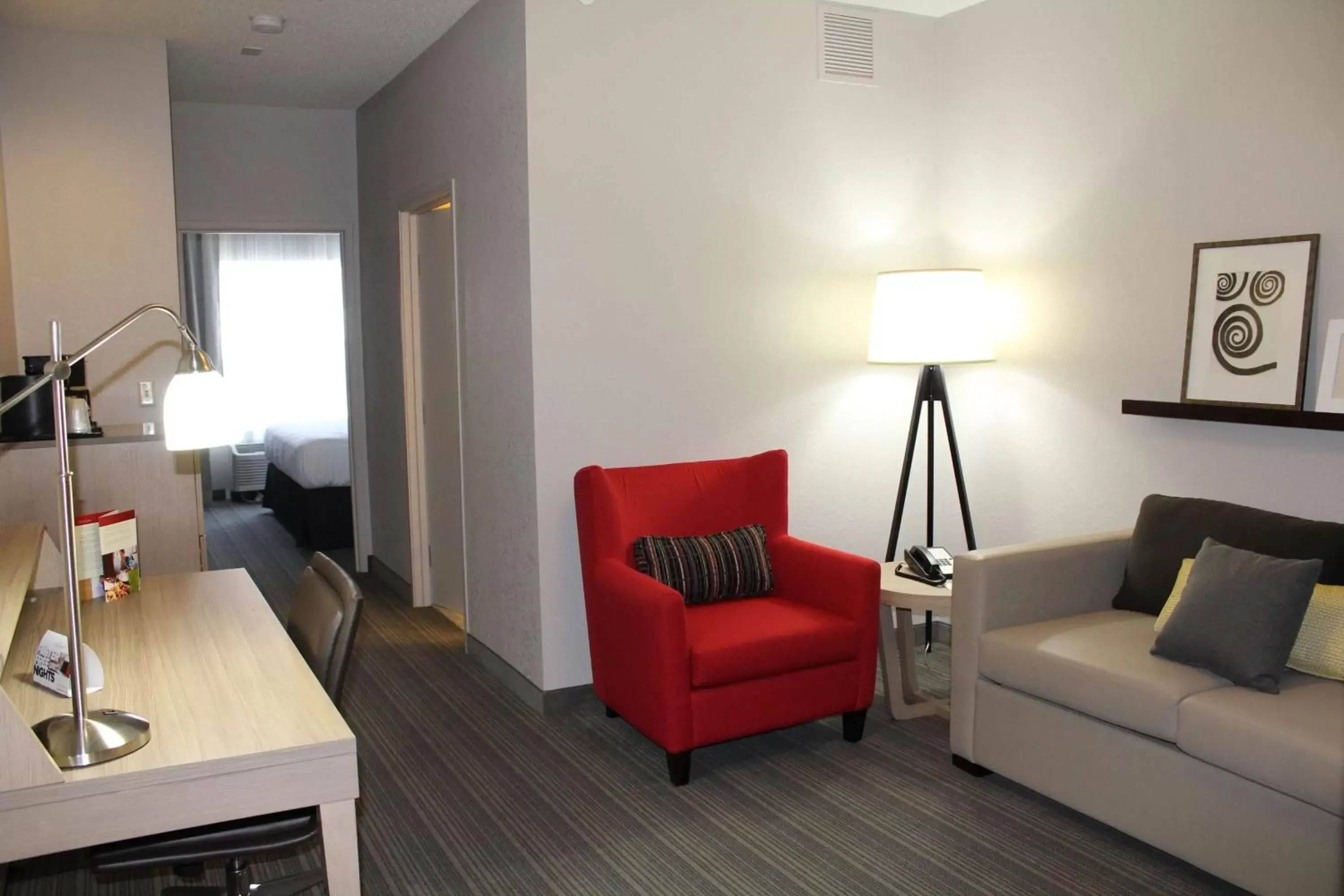 Photo of the whole room, Seating Area in Country Inn & Suites by Radisson, Brooklyn Center, MN