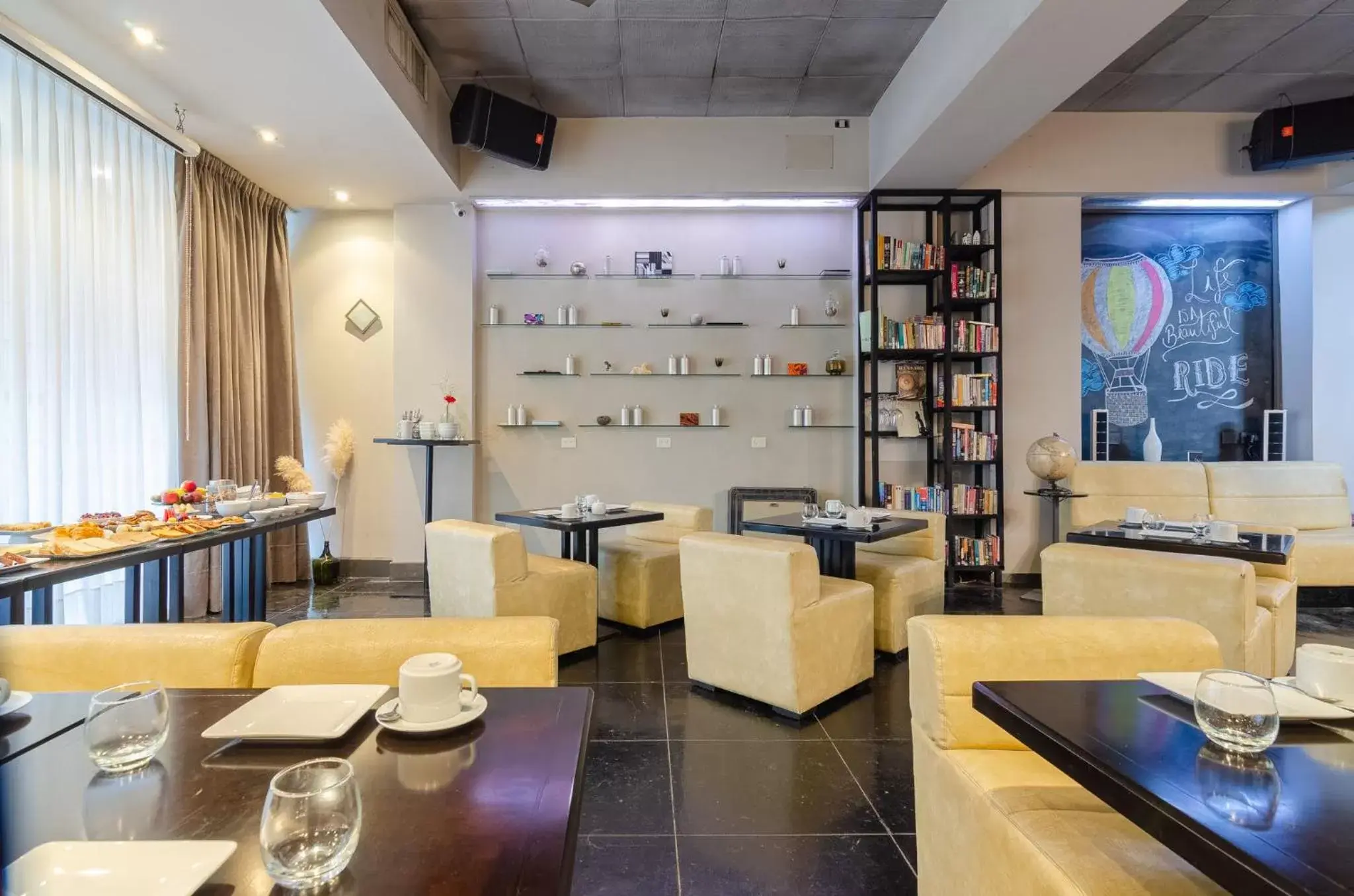 Breakfast, Restaurant/Places to Eat in Prodeo Hotel + Lounge