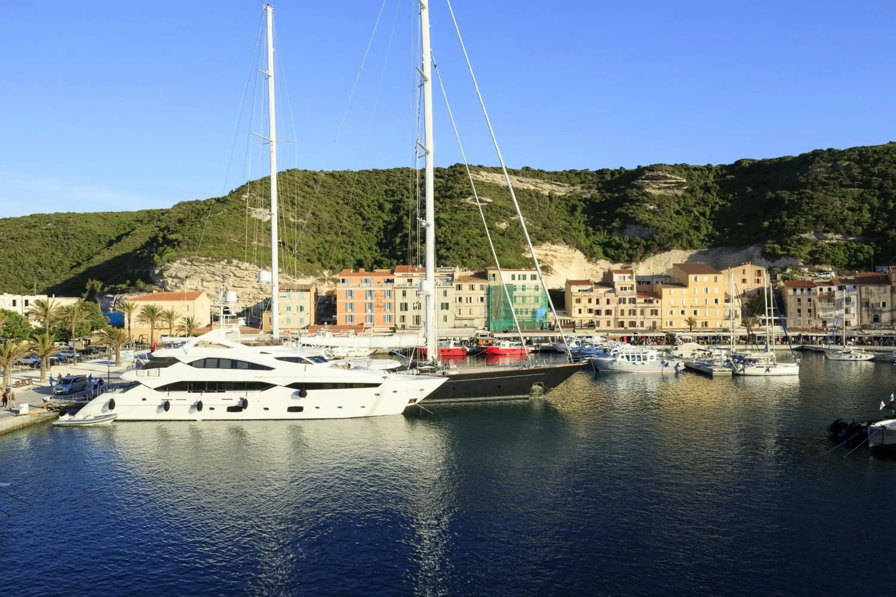 Sea view in Hotel Centre Nautique