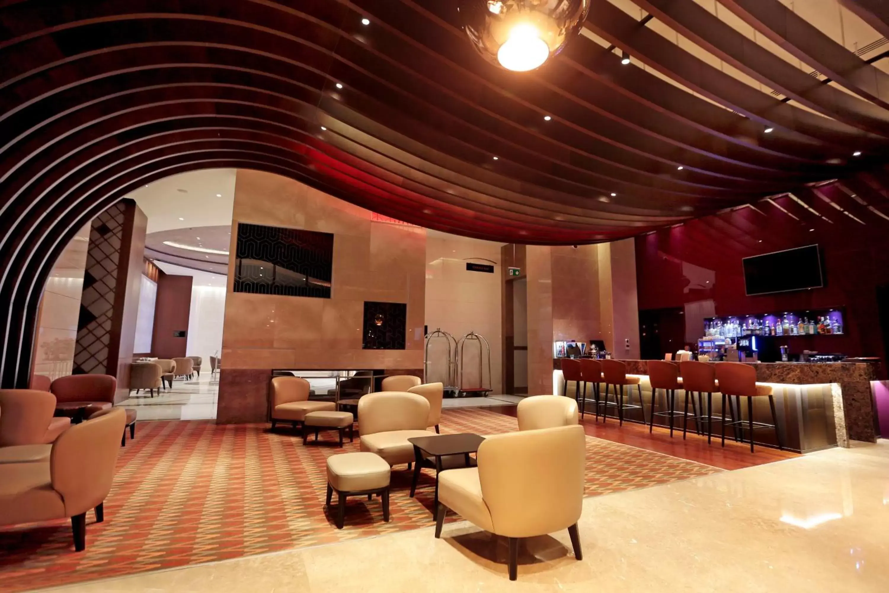 Lounge or bar, Lounge/Bar in Doubletree by Hilton Istanbul Umraniye