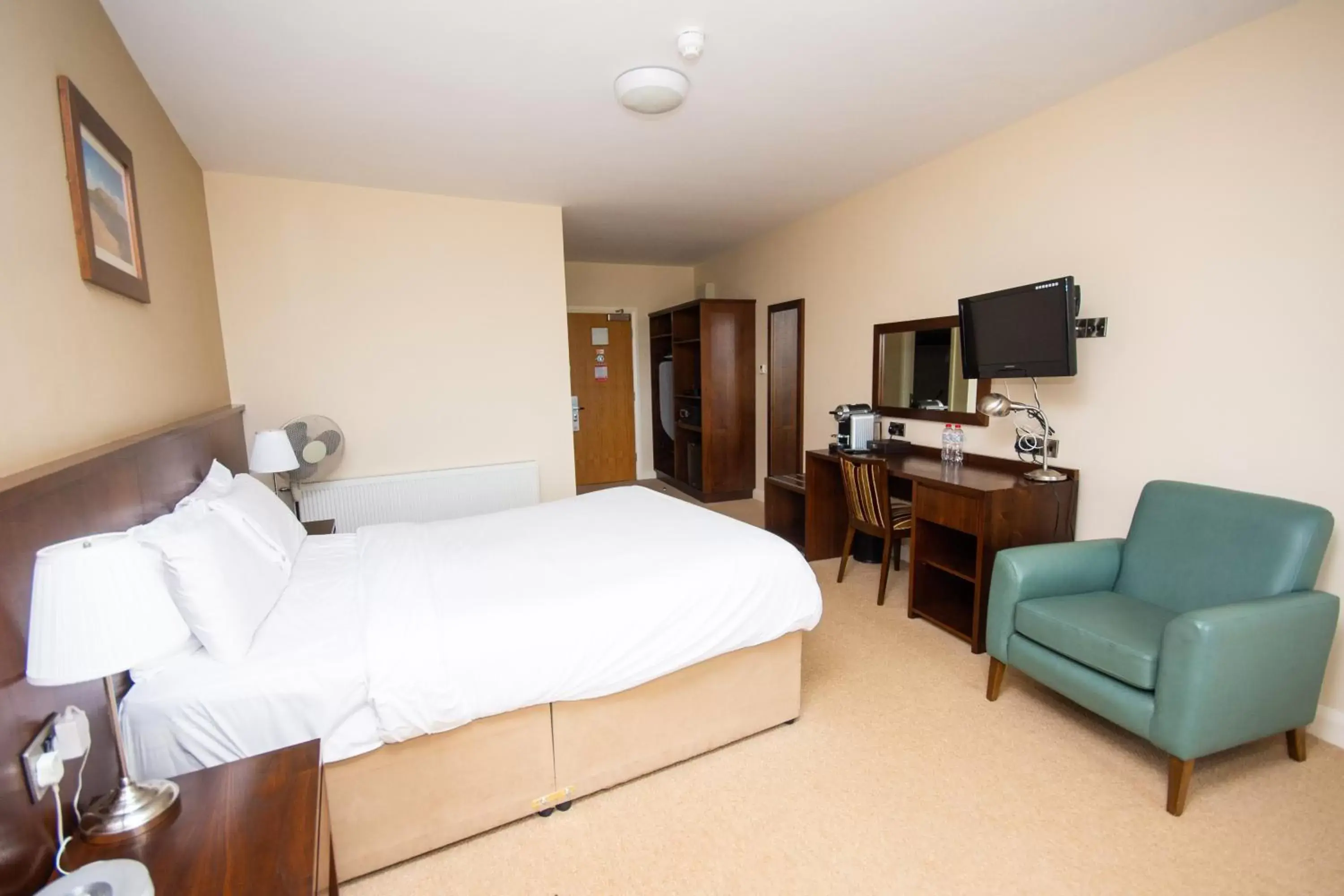 Room Photo in Strandhill Lodge and Suites