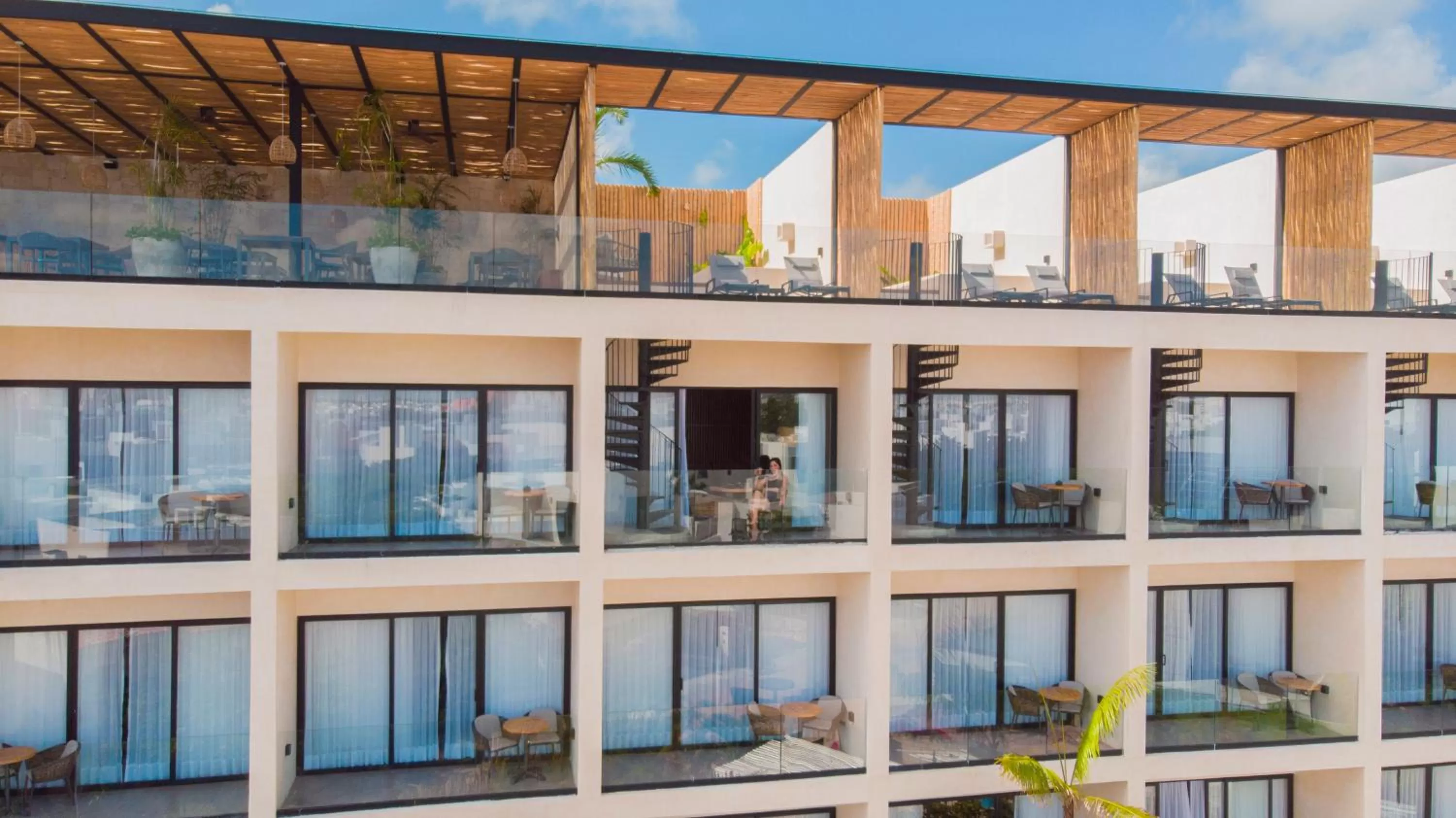 Facade/entrance in Hive Cancun by G Hotels