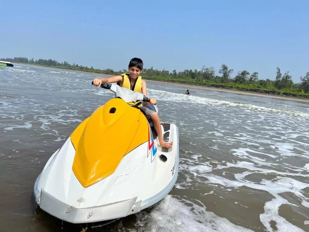 Sea View Beach Resort