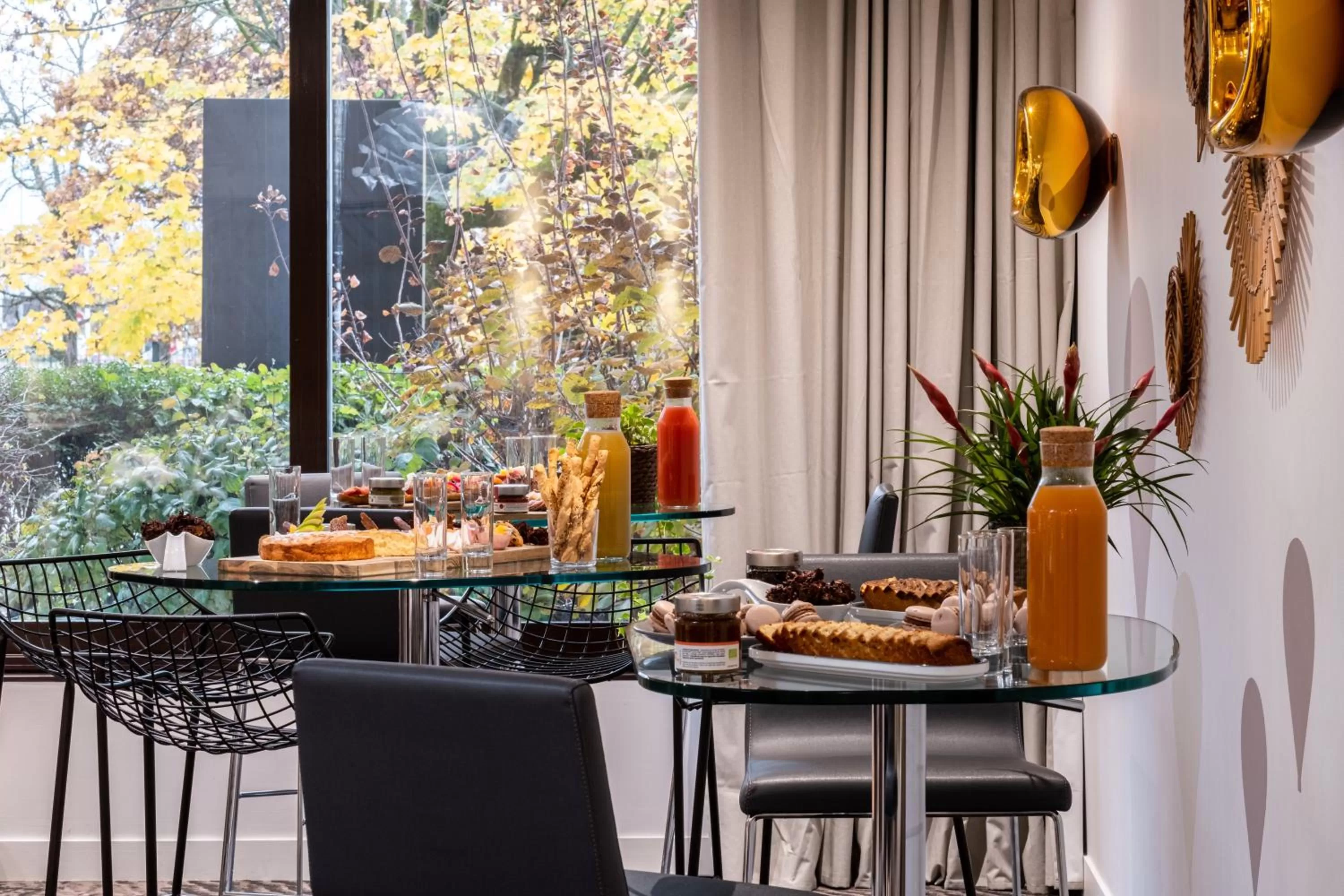 Food and drinks in Mercure Grenoble Meylan