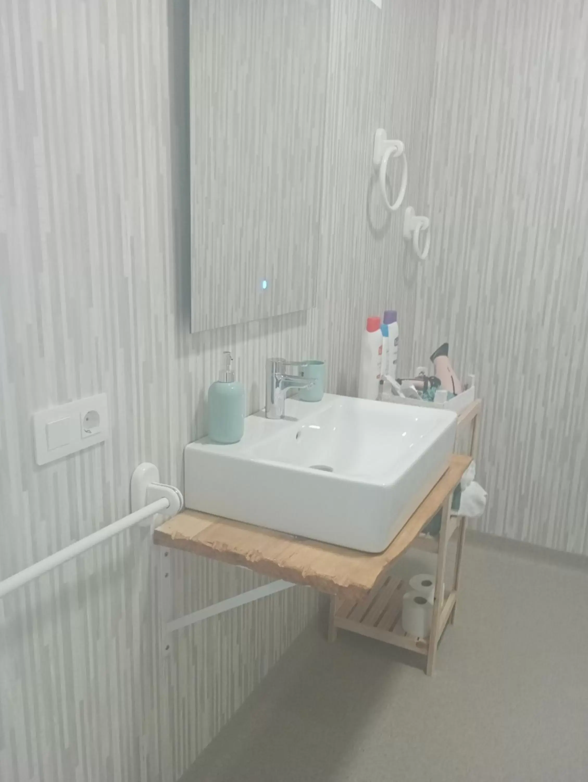 Shower, Bathroom in Cabezo Buñuel Hostal