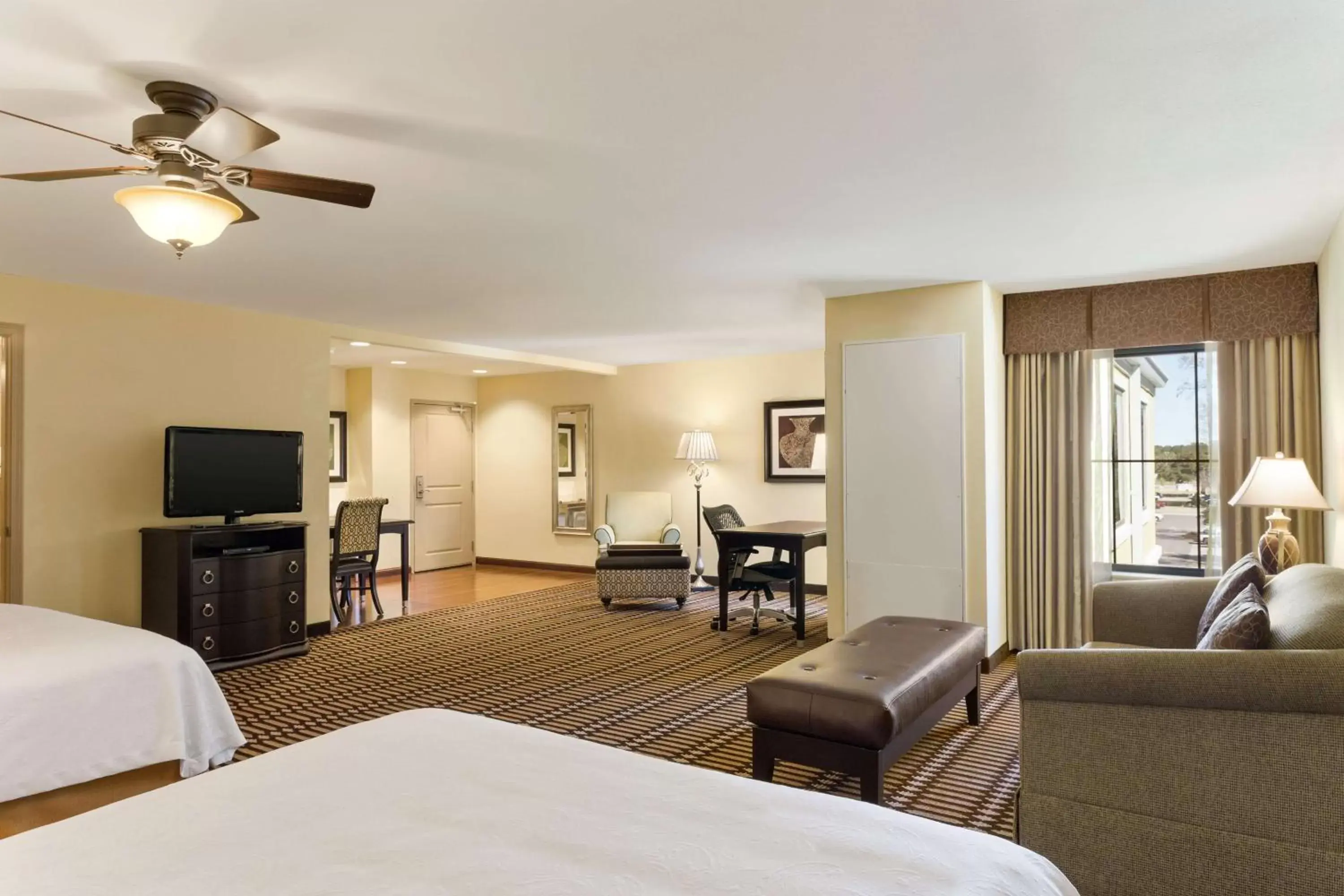 Bed, Seating Area in Homewood Suites Lafayette-Airport