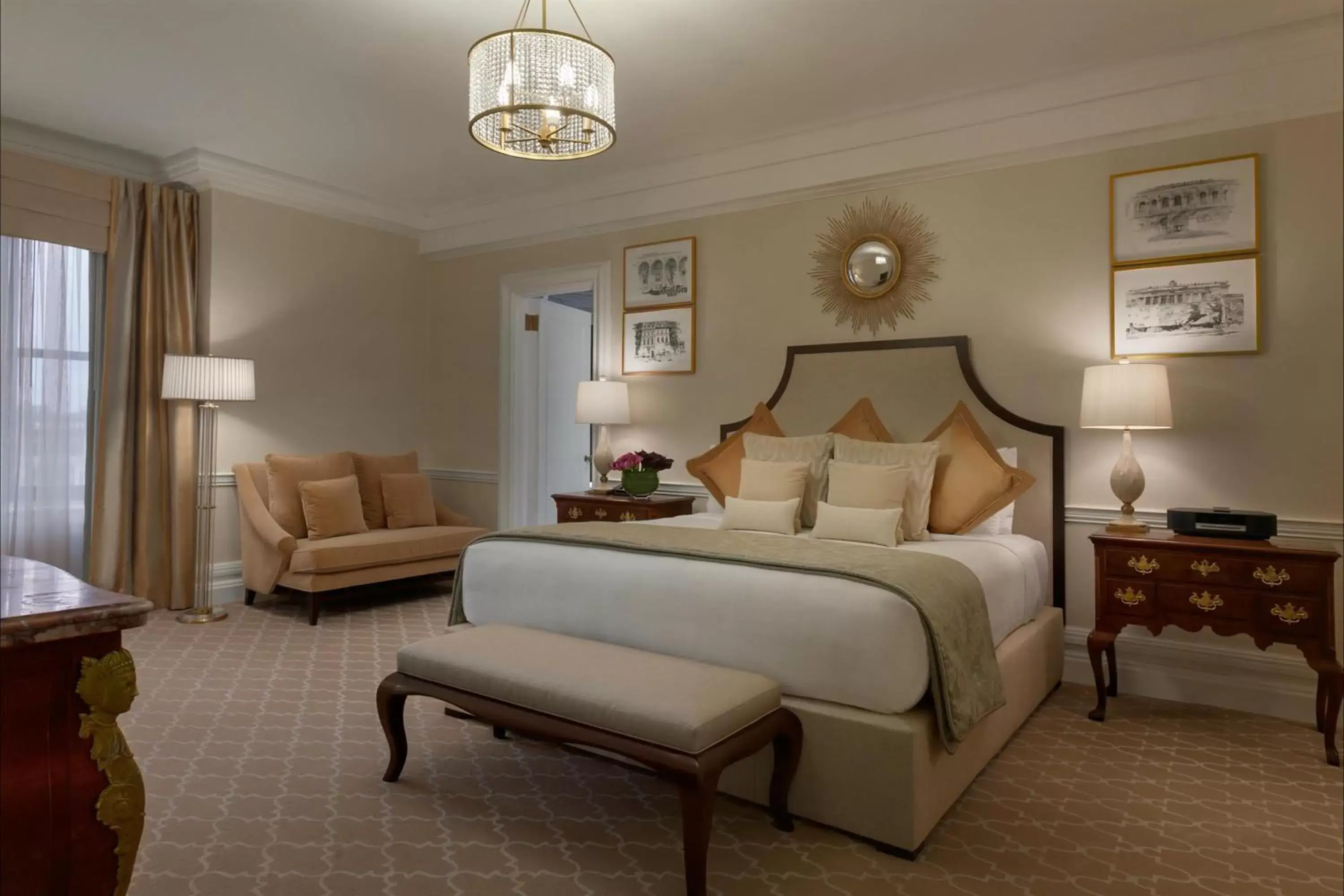 Bedroom, Bed in Fairmont Copley Plaza