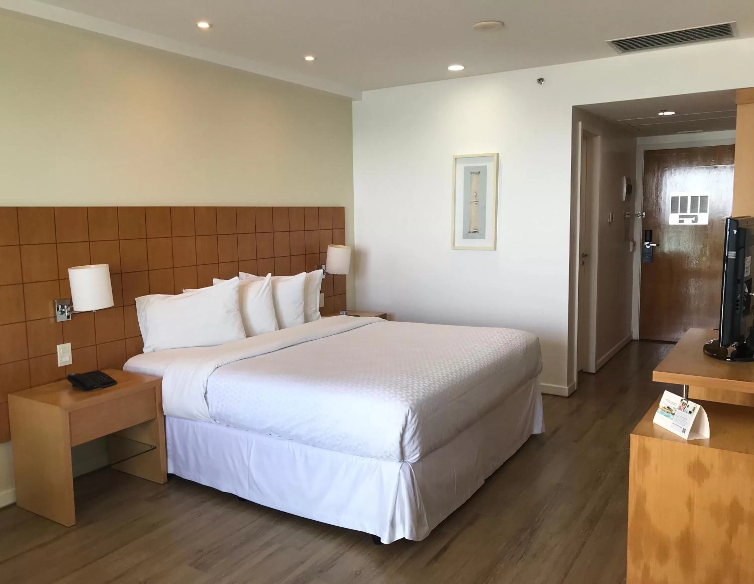 Bed in Mercure Macaé