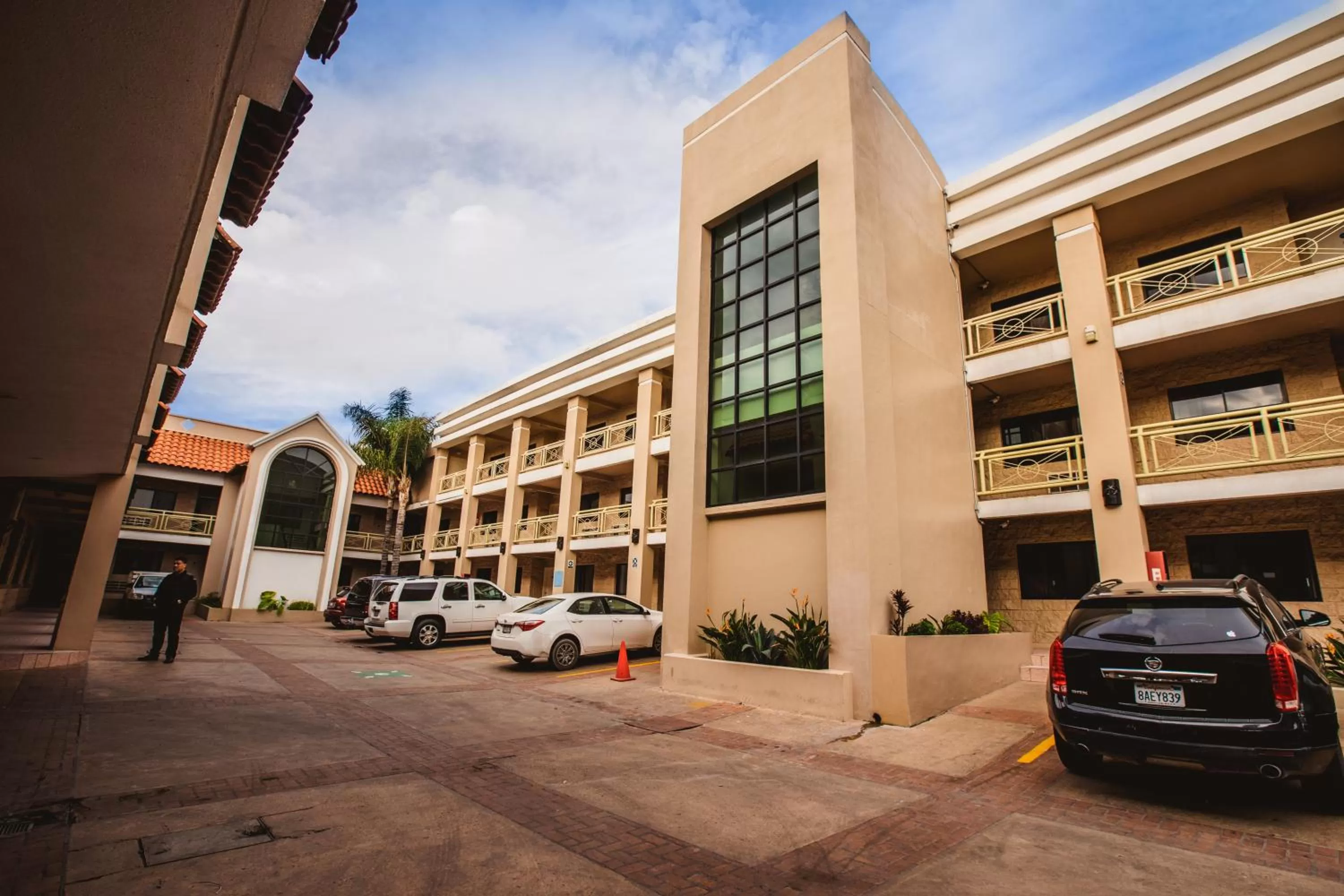 Property building in Del Mar Inn Rosarito