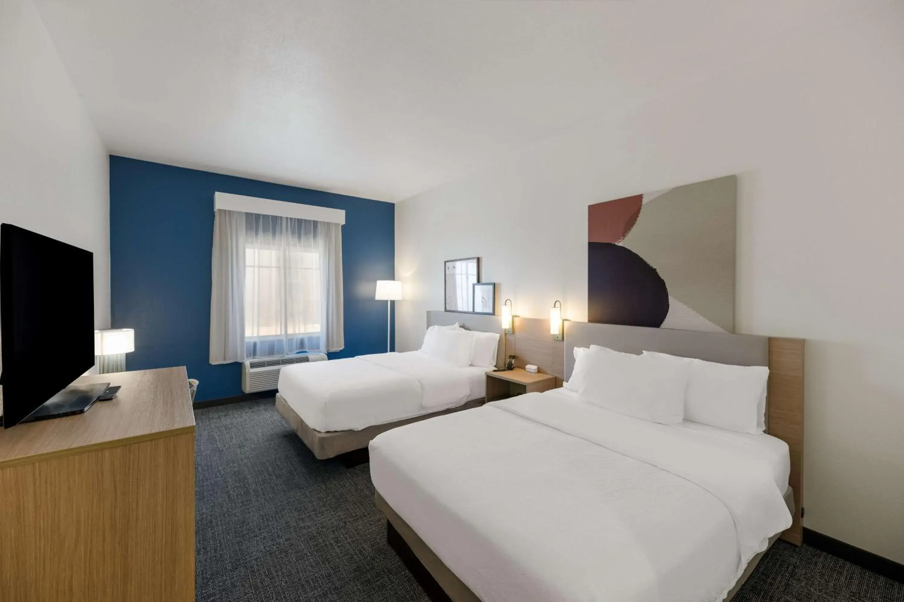 Bed in Super 8 by Wyndham Midland South