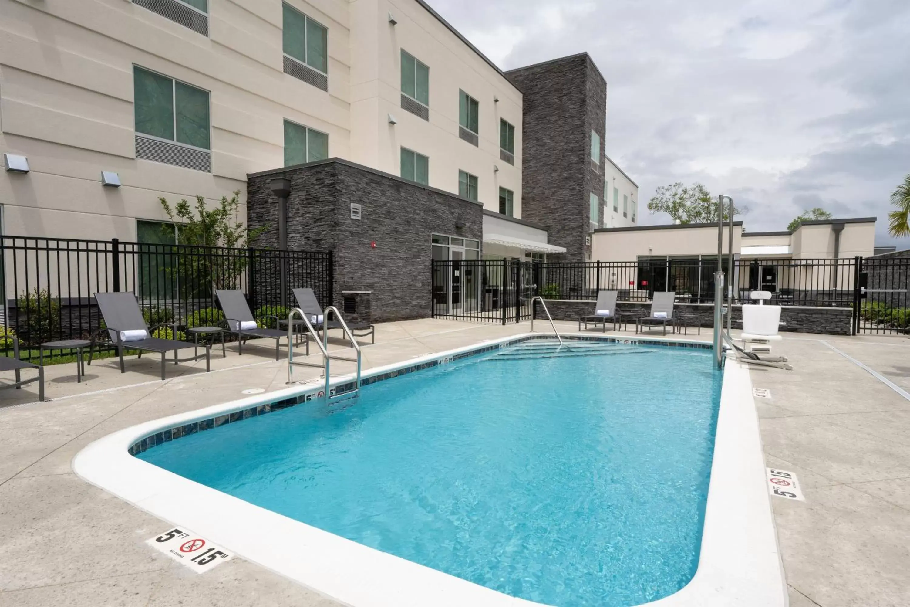Swimming Pool in Fairfield Inn & Suites Arkadelphia
