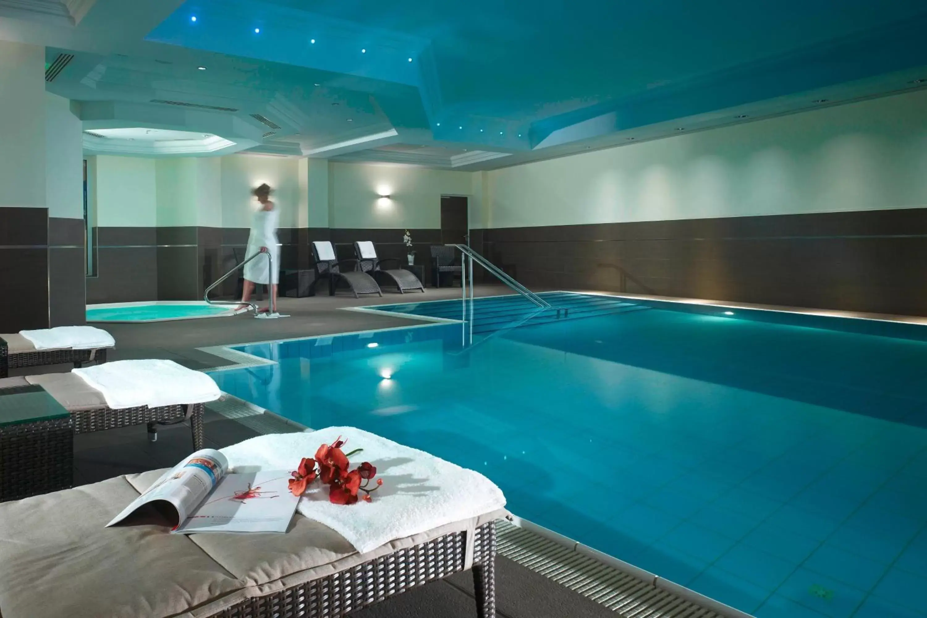 Swimming Pool in Leipzig Marriott Hotel