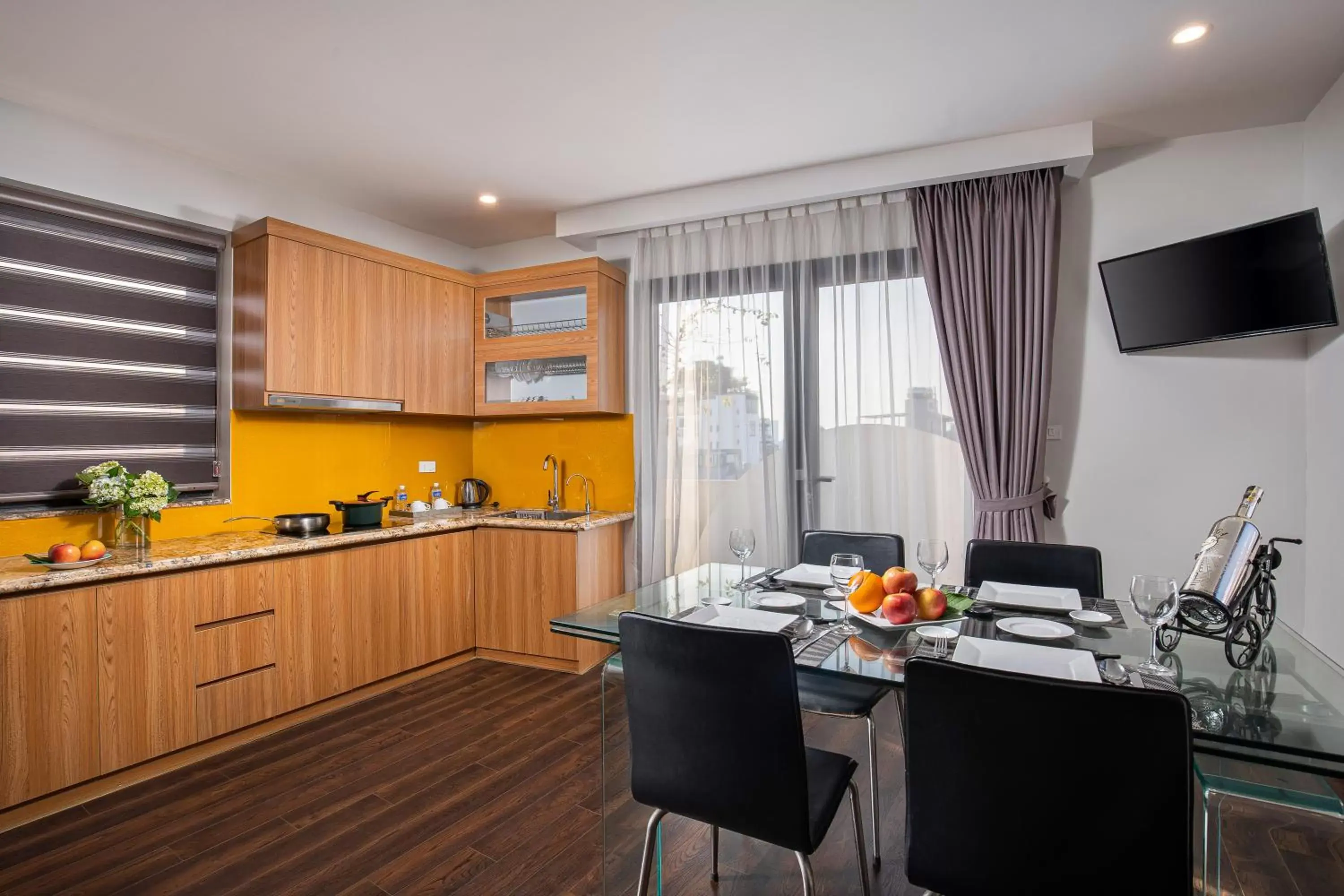 Property building, Kitchen/Kitchenette in Hanoi Paon Hotel & Spa