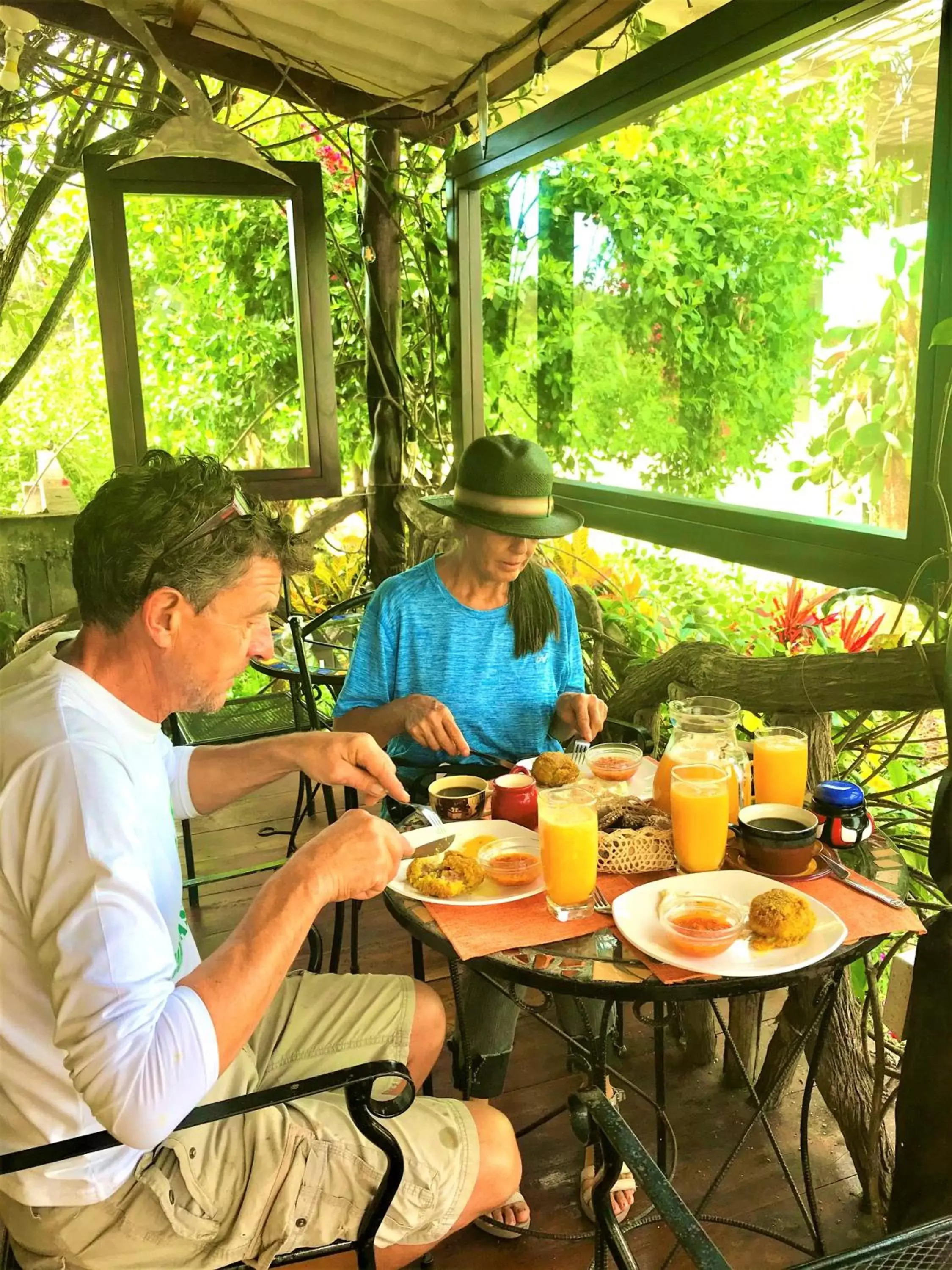 Breakfast in Casa del Lago Lodging House Breakfast in Casa del Lago Lodging House