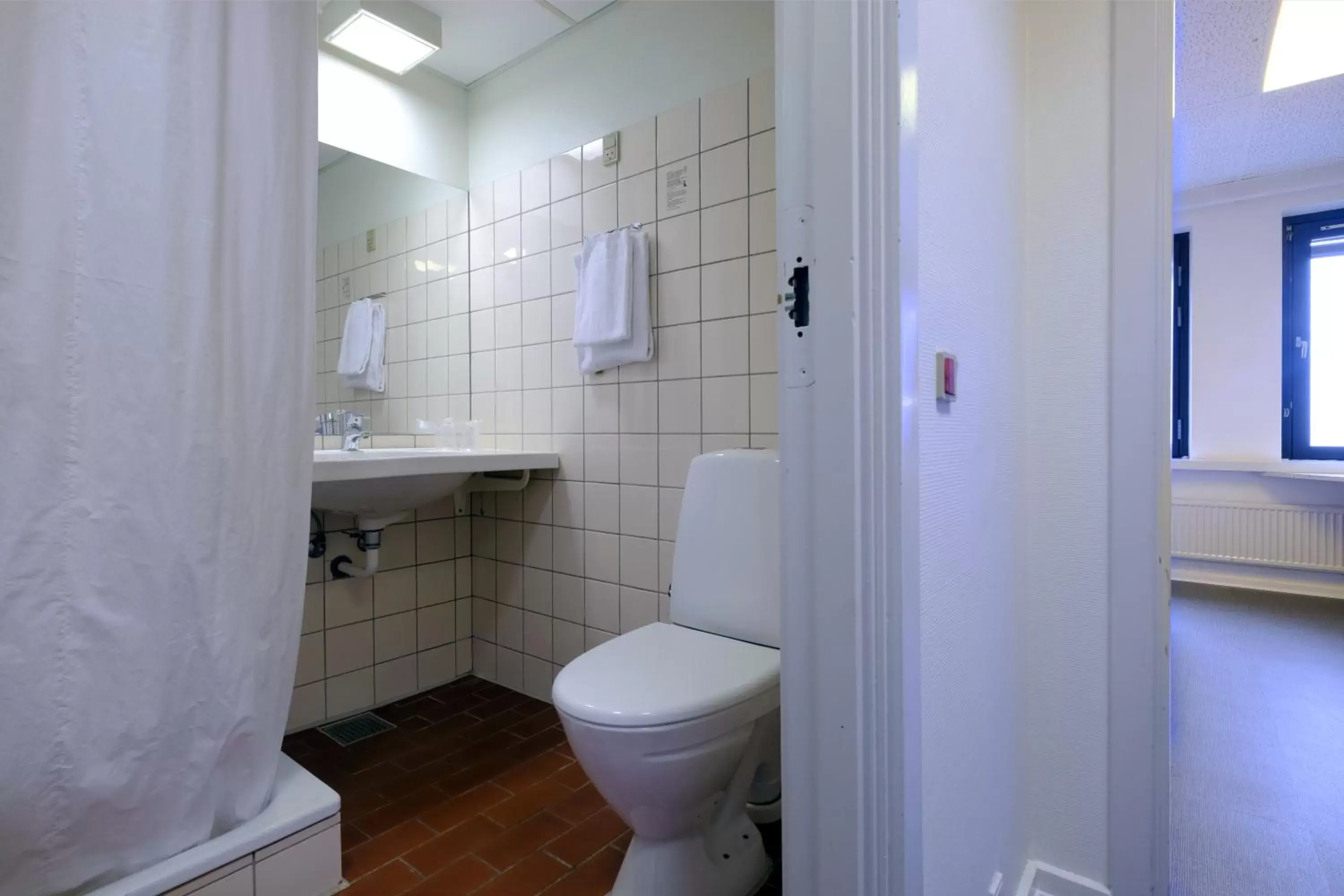 Bathroom in Zleep Hotel Ishøj