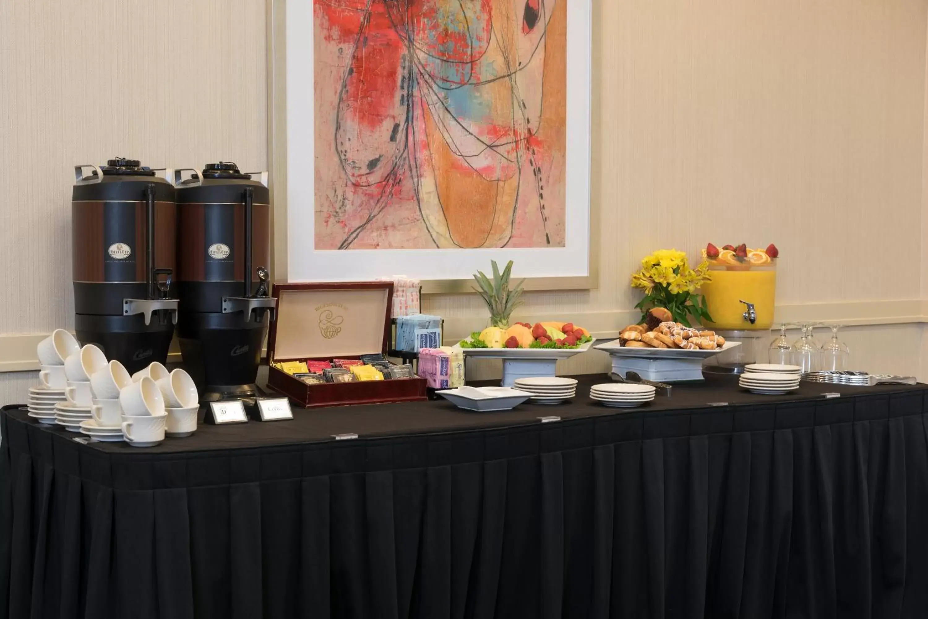 Meeting/conference room, Food in Holiday Inn Chicago - Elk Grove, an IHG Hotel Meeting/conference room, Food in Holiday Inn Chicago - Elk Grove, an IHG Hotel