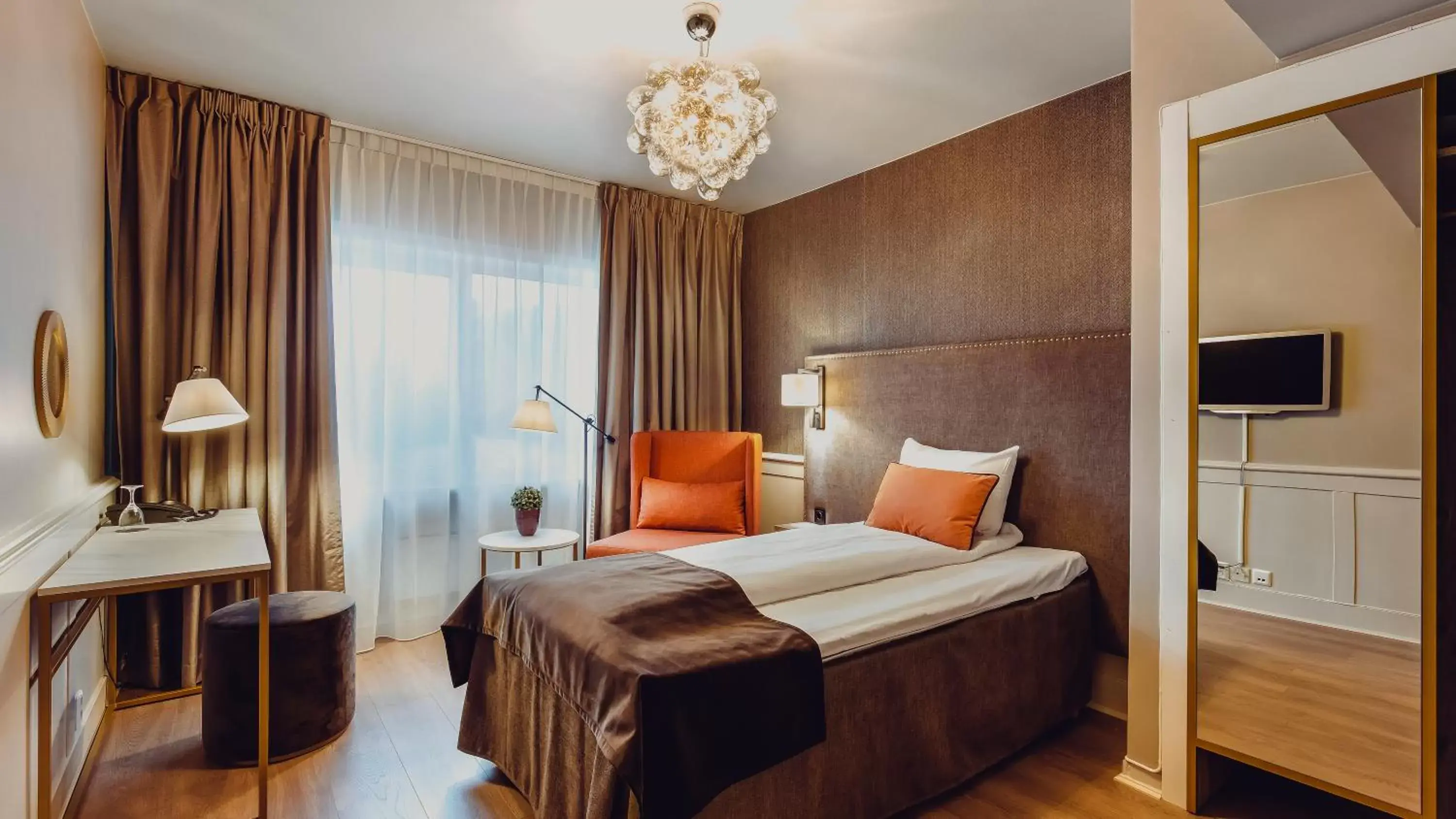 Photo of the whole room, Bed in Home Hotel Grand Bodø Photo of the whole room, Bed in Home Hotel Grand Bodø