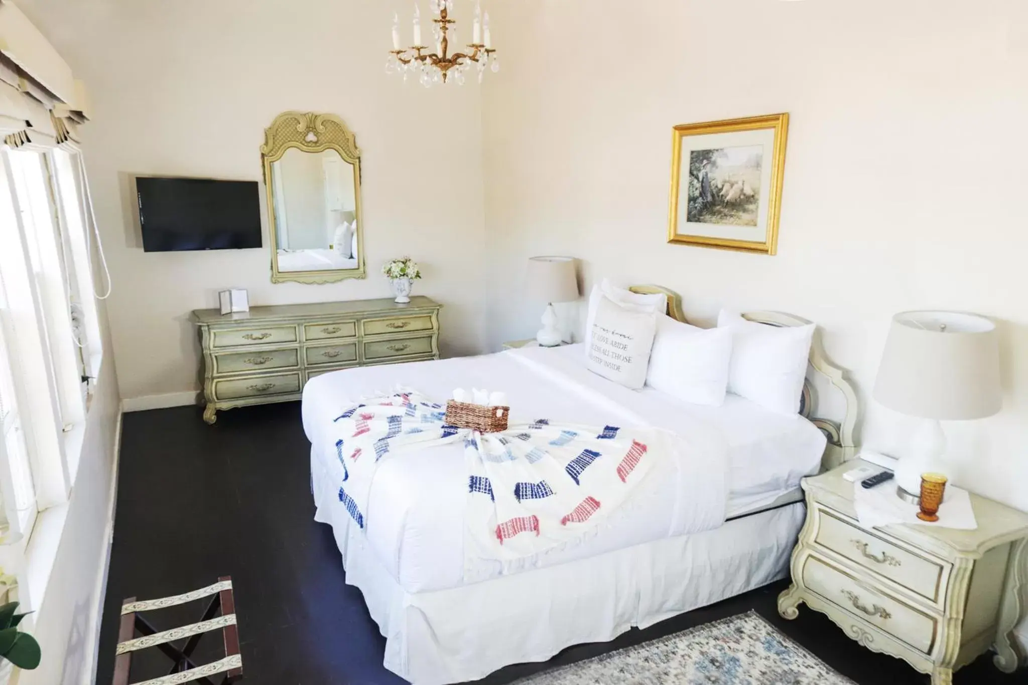 Bedroom, Bed in La Villa de Adelina