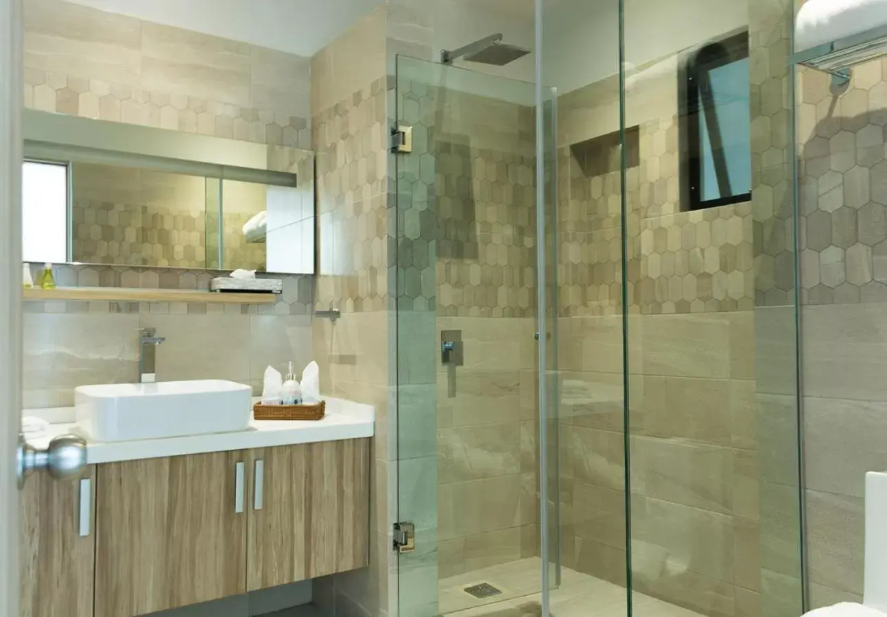 Shower, Bathroom in Opal Suites Apartments
