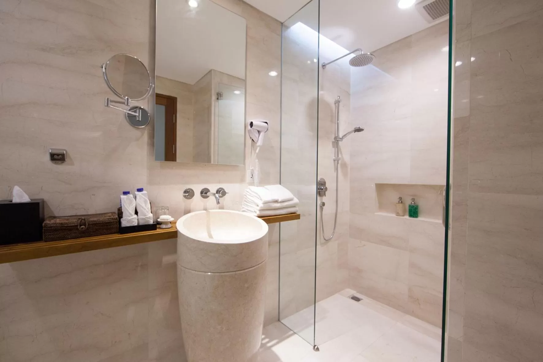 Bathroom in Legian Beach Hotel