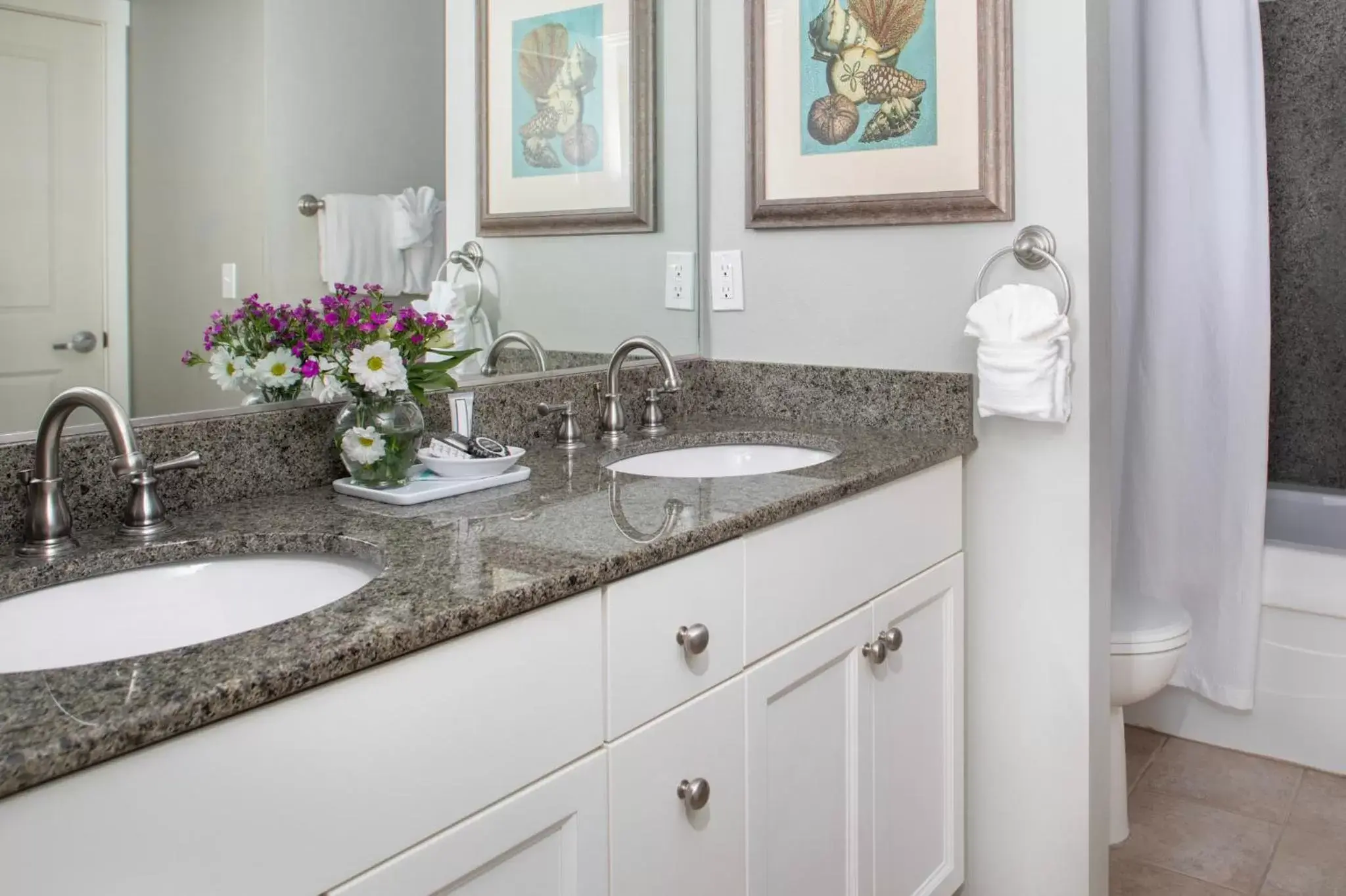 Bathroom in Rivertide Suites