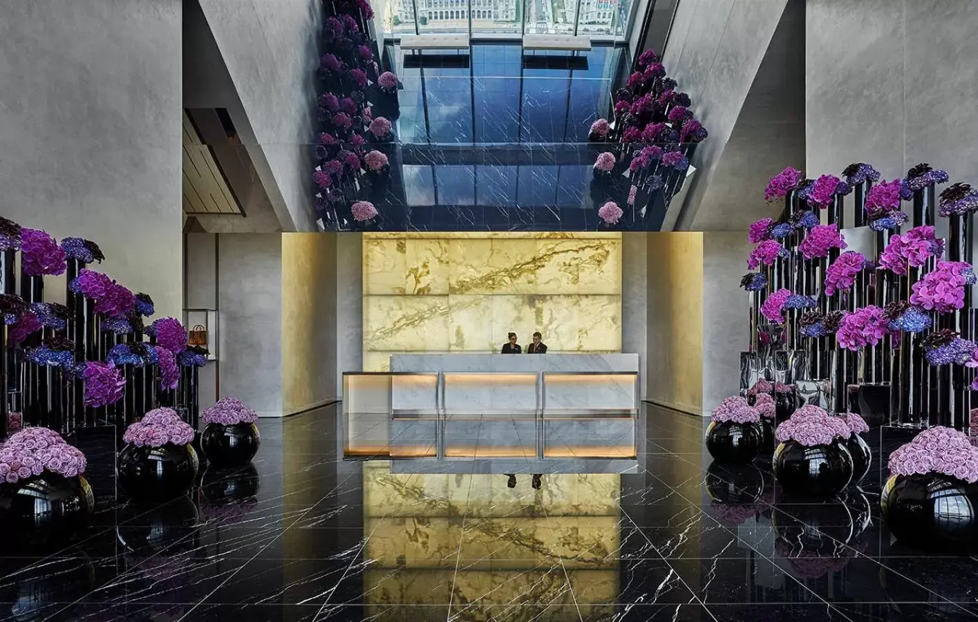 Lobby or reception in Four Seasons Hotel Philadelphia at Comcast Center