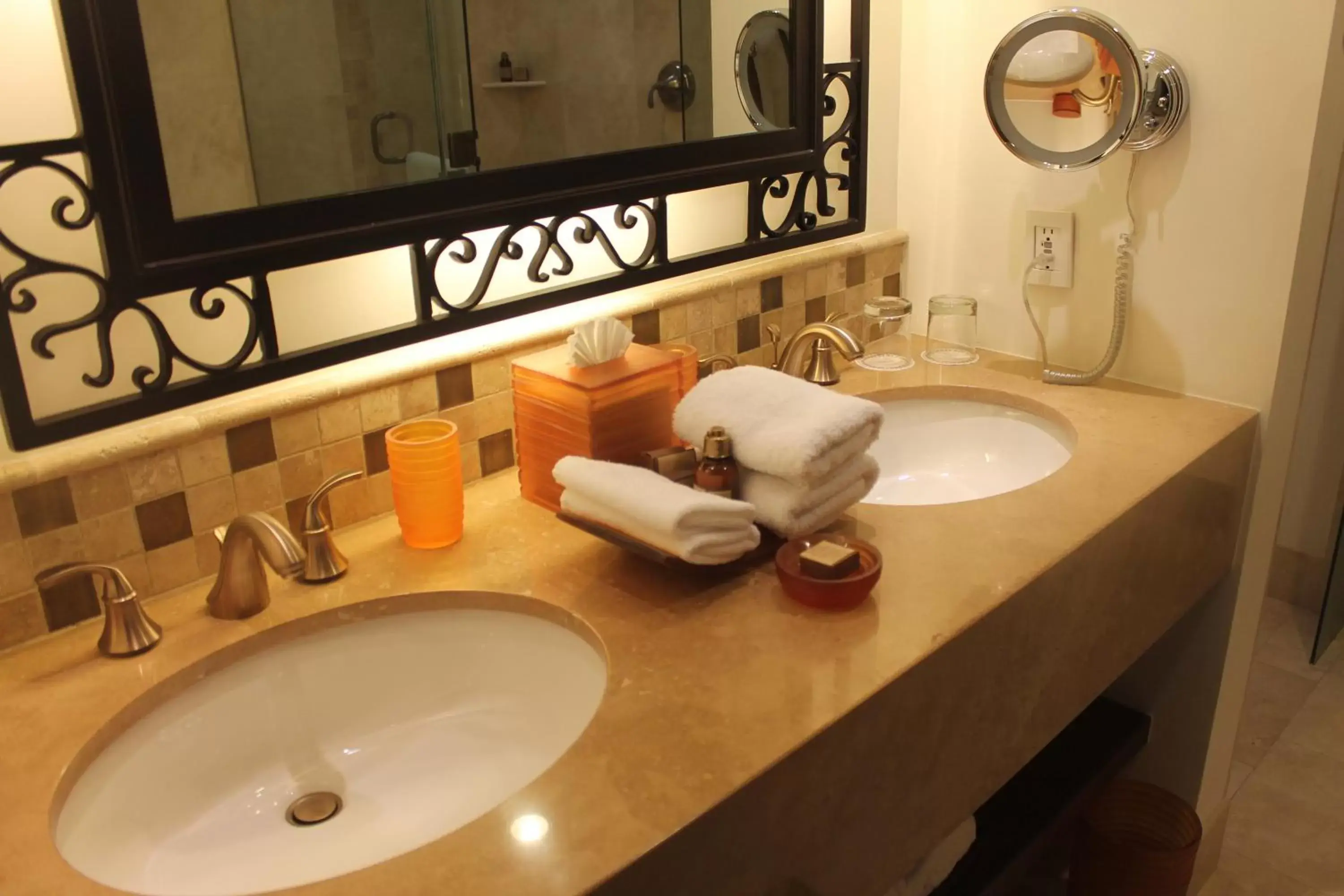 Bathroom in Grand Solmar Land's End Resort & Spa