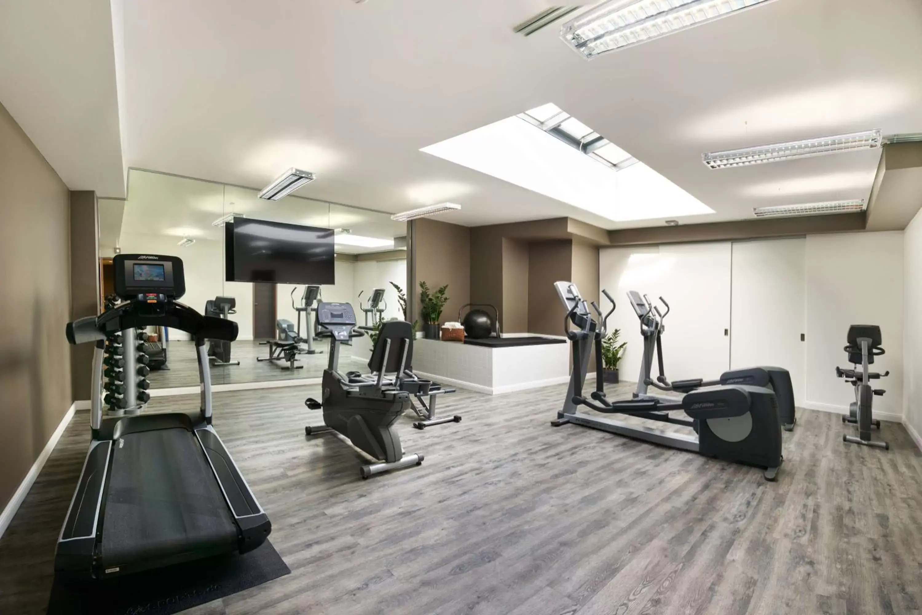 Fitness centre/facilities, Fitness Center/Facilities in Park Inn by Radisson Luxembourg City