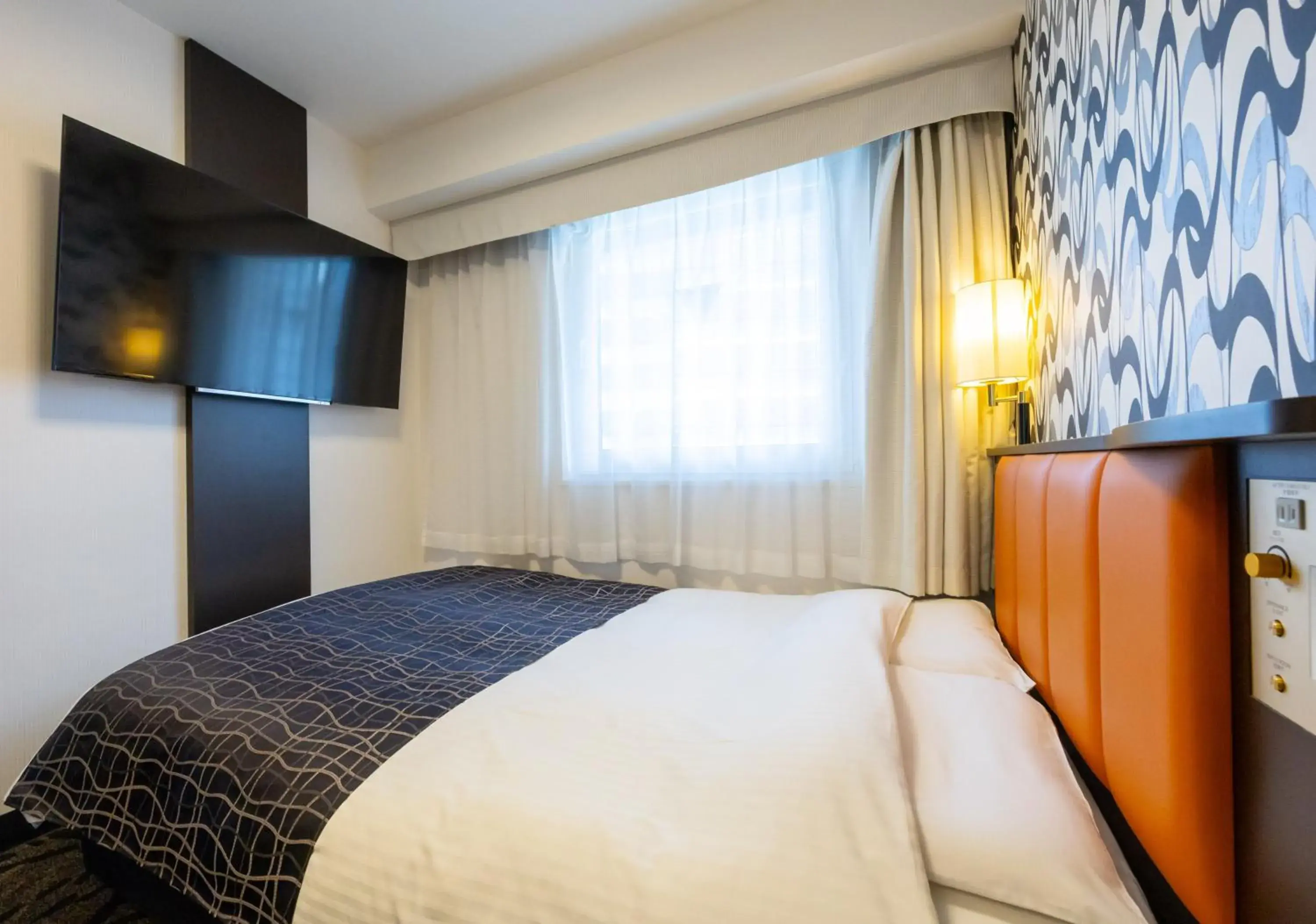 Bed in APA Hotel Osaka Umeda Bed in APA Hotel Osaka Umeda
