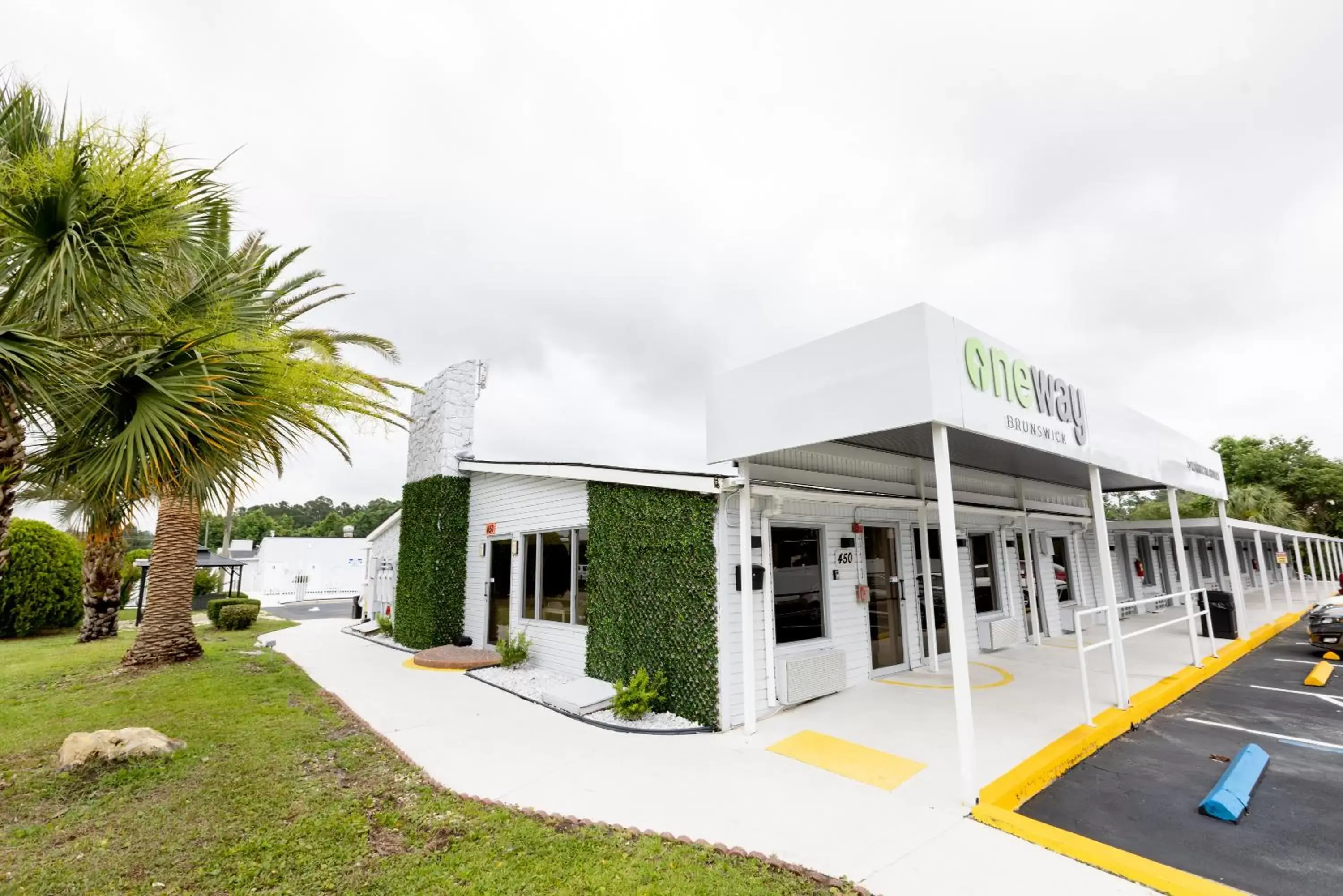 Property Building in Oneway Brunswick Property Building in Oneway Brunswick