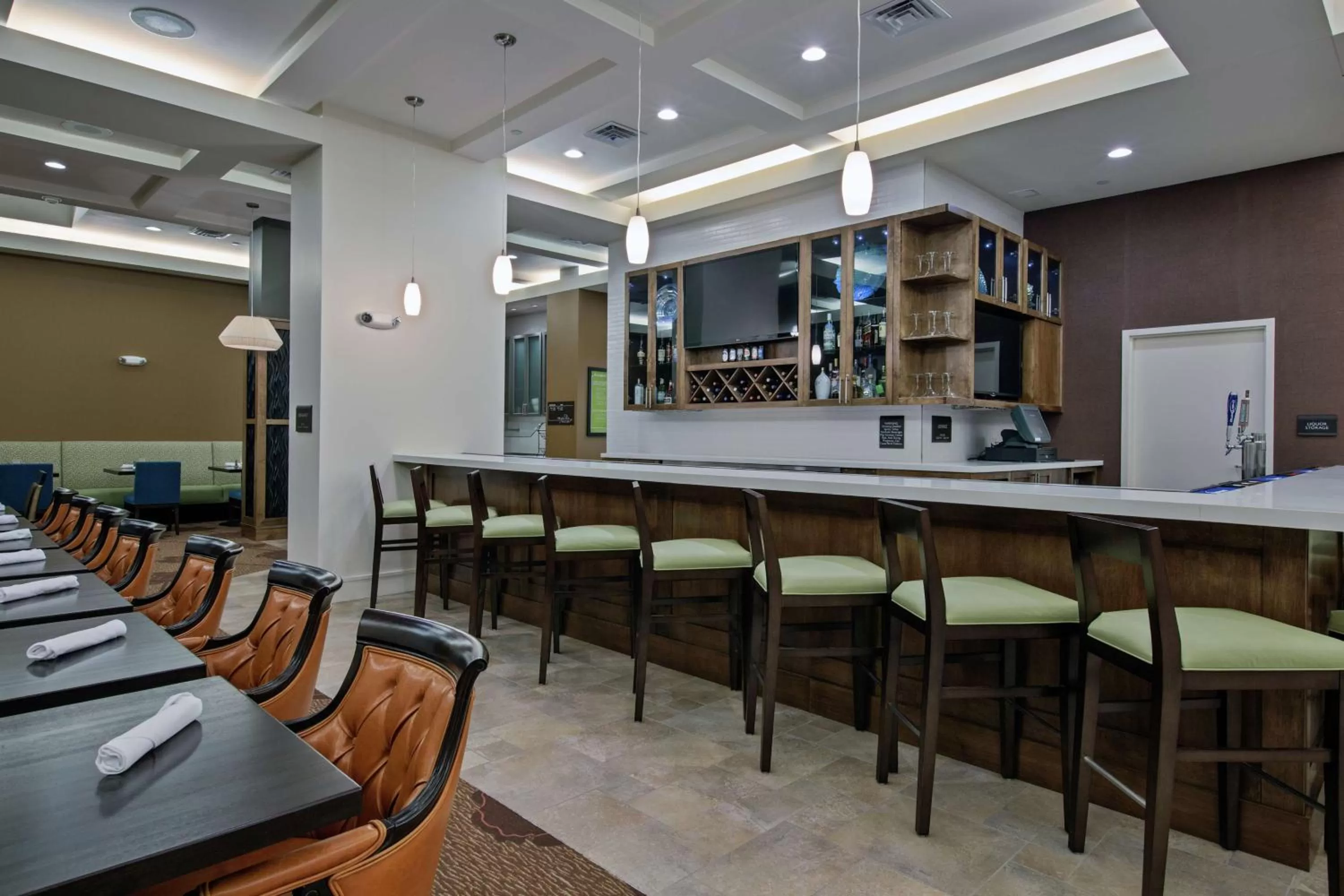 Lounge or bar in Hilton Garden Inn Lincoln Downtown/Haymarket