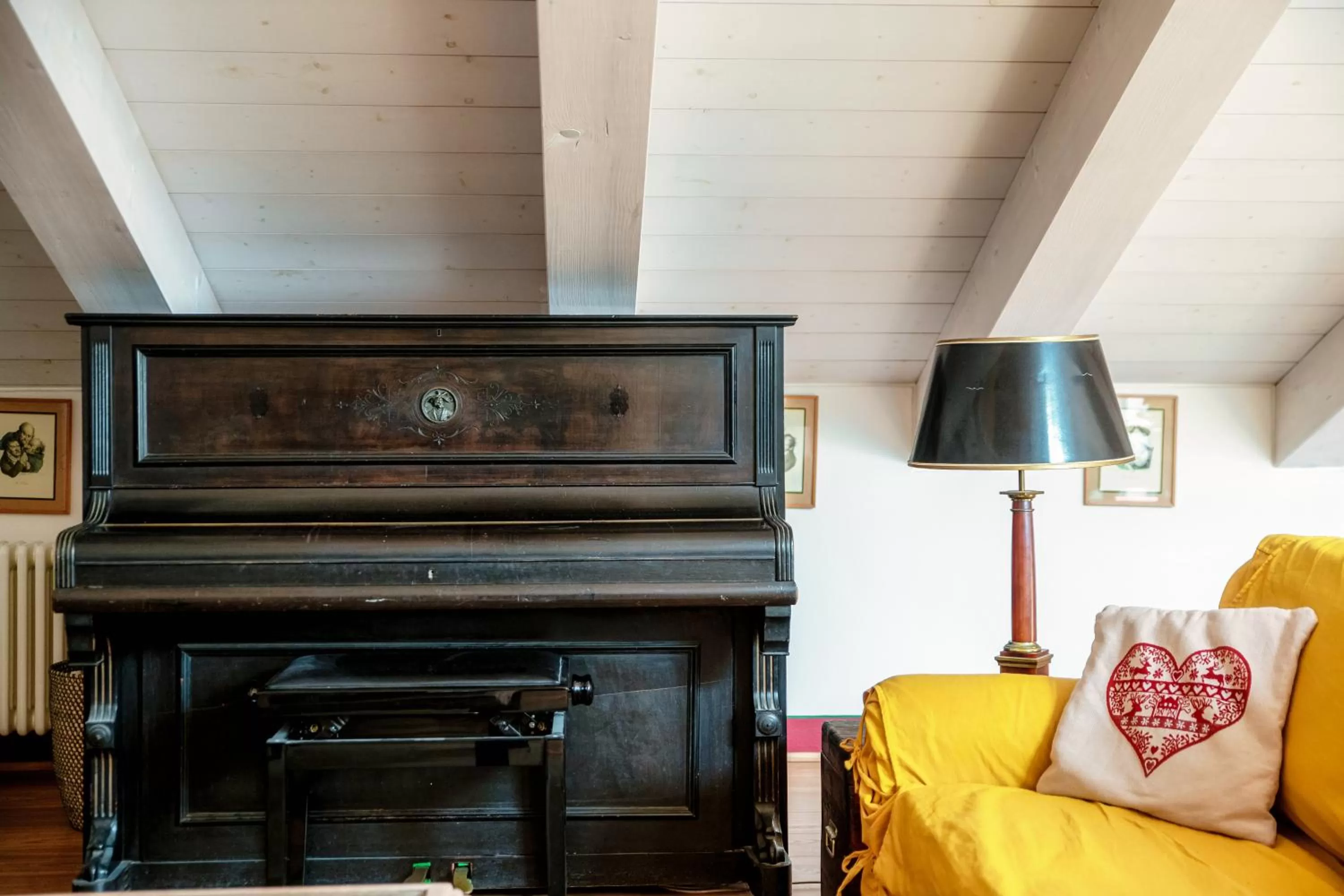 Living room, Seating Area in Castello di Brusata Apartment