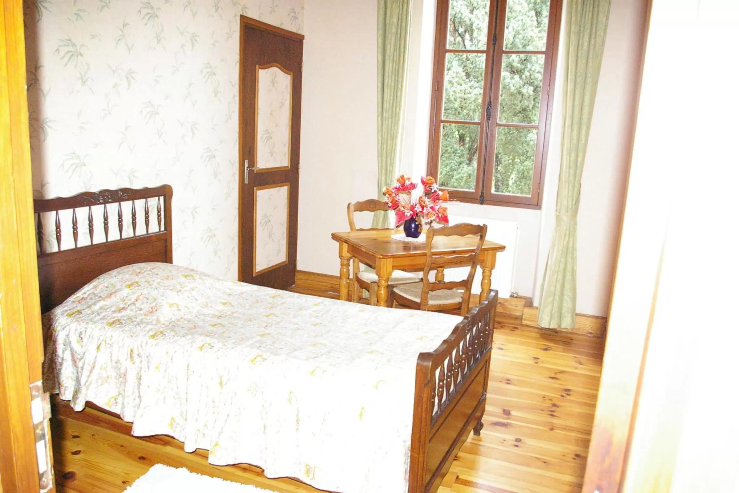 Bed in Chambres d'Hotes du Maine